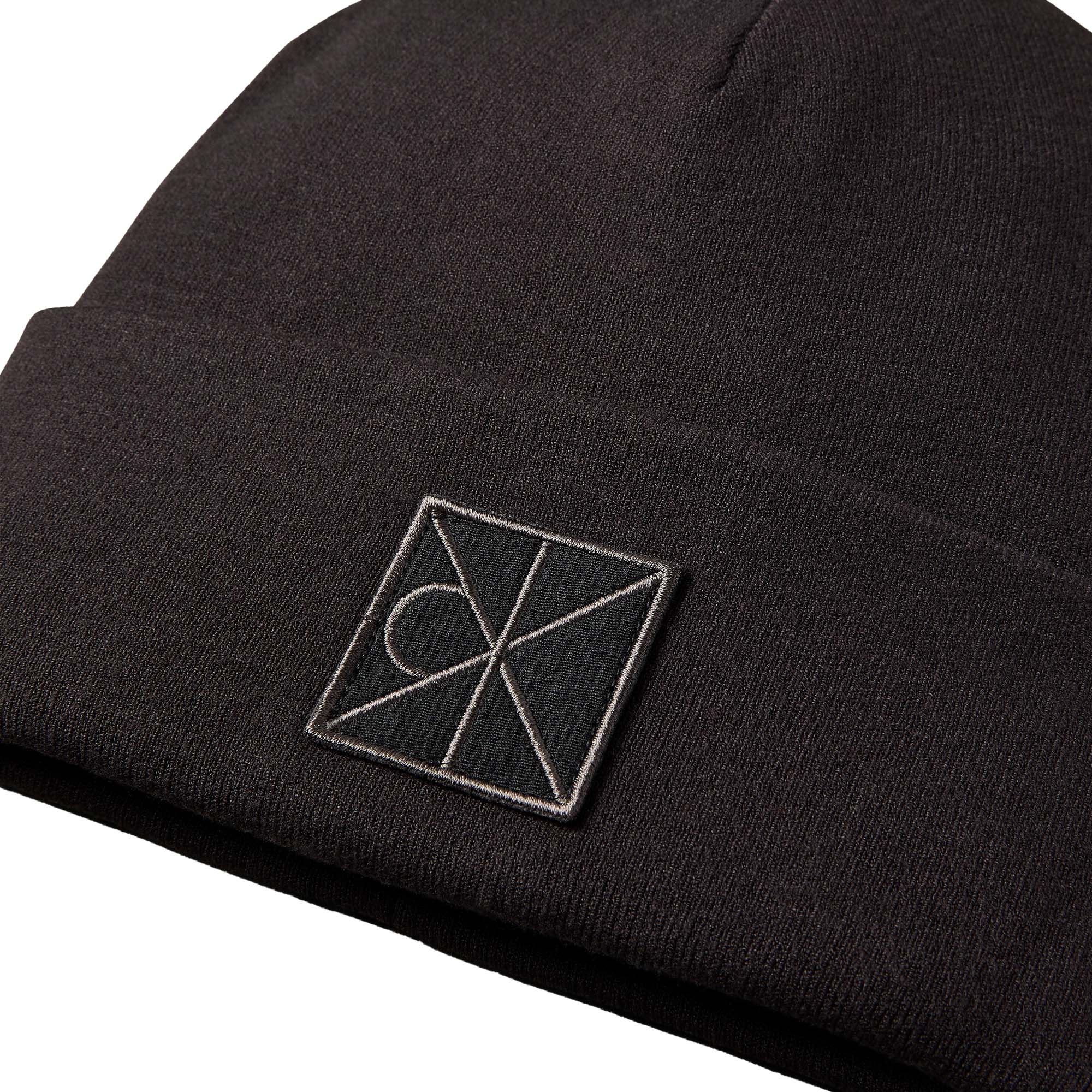 EMBLEM_PATCH_FINE_RIB_BEANIE_LV04D8052G_UB1_Image_3