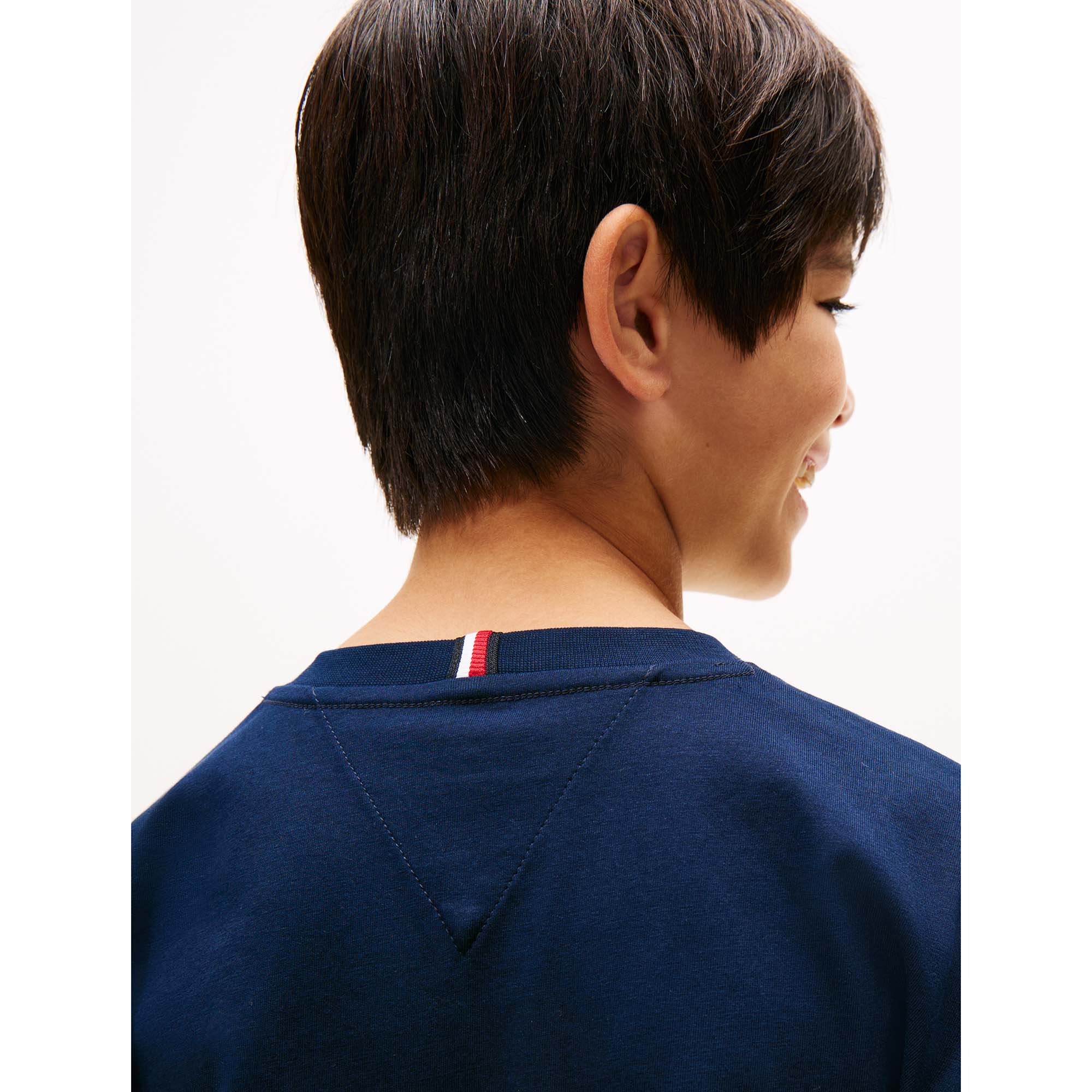 ESSENTIAL_ARCHIVE_FIT_TEE_SS_THKB0KB09646T_C1G_Image_4