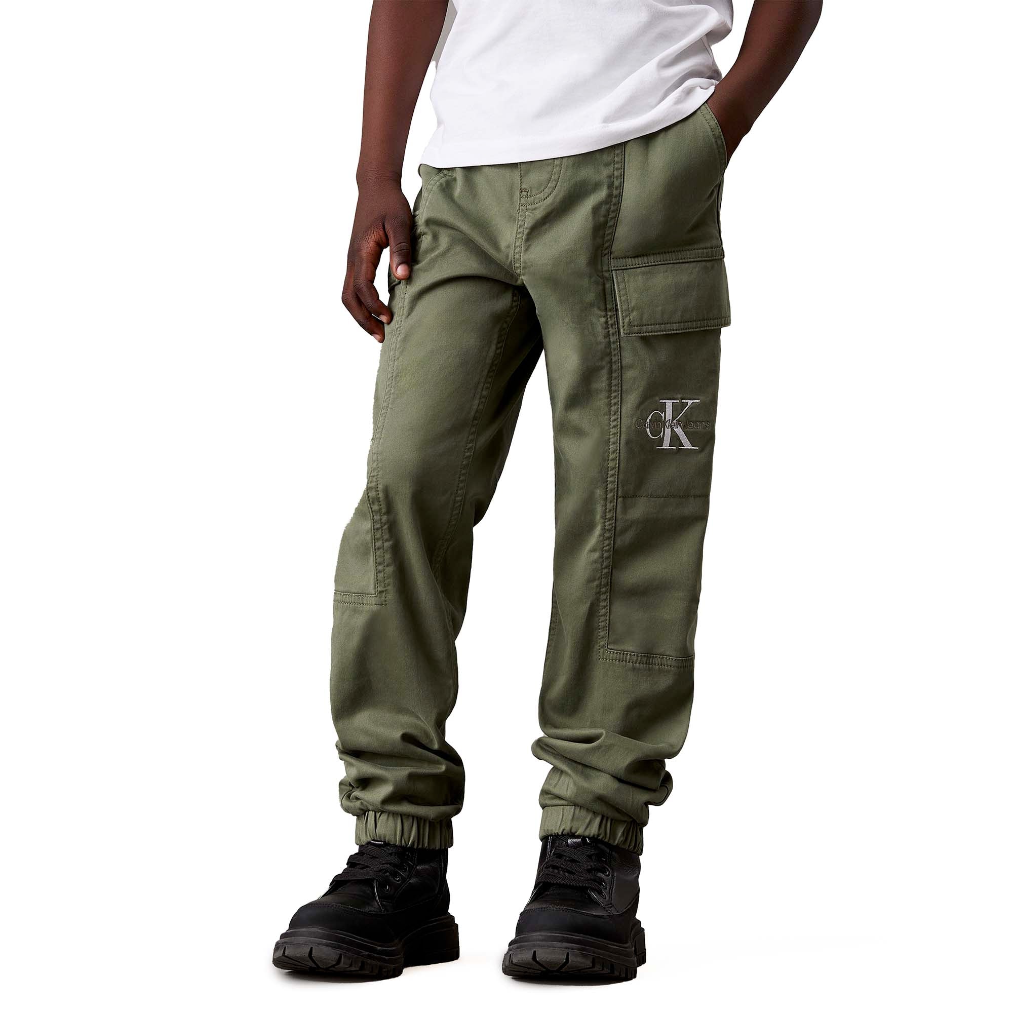 ESSENTIAL_WOVEN_CARGO_PANTS_CKIB0IB02270T_LDY_Image_1