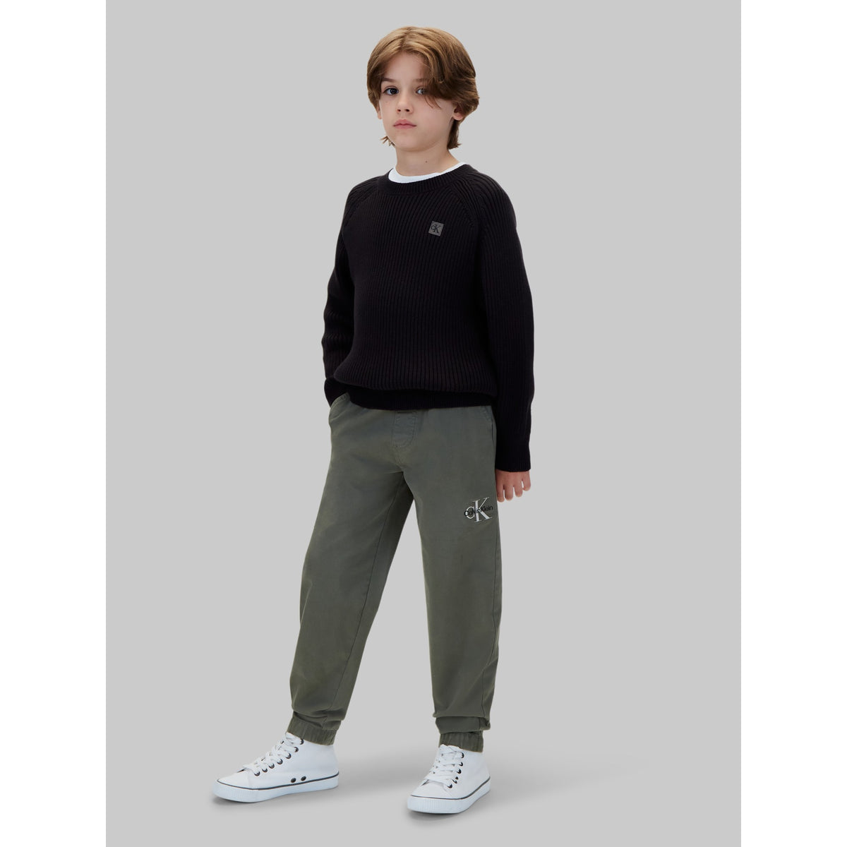 ESSENTIAL_WOVEN_JOGGER_LVCKTJC14BT_LDY_Image_2