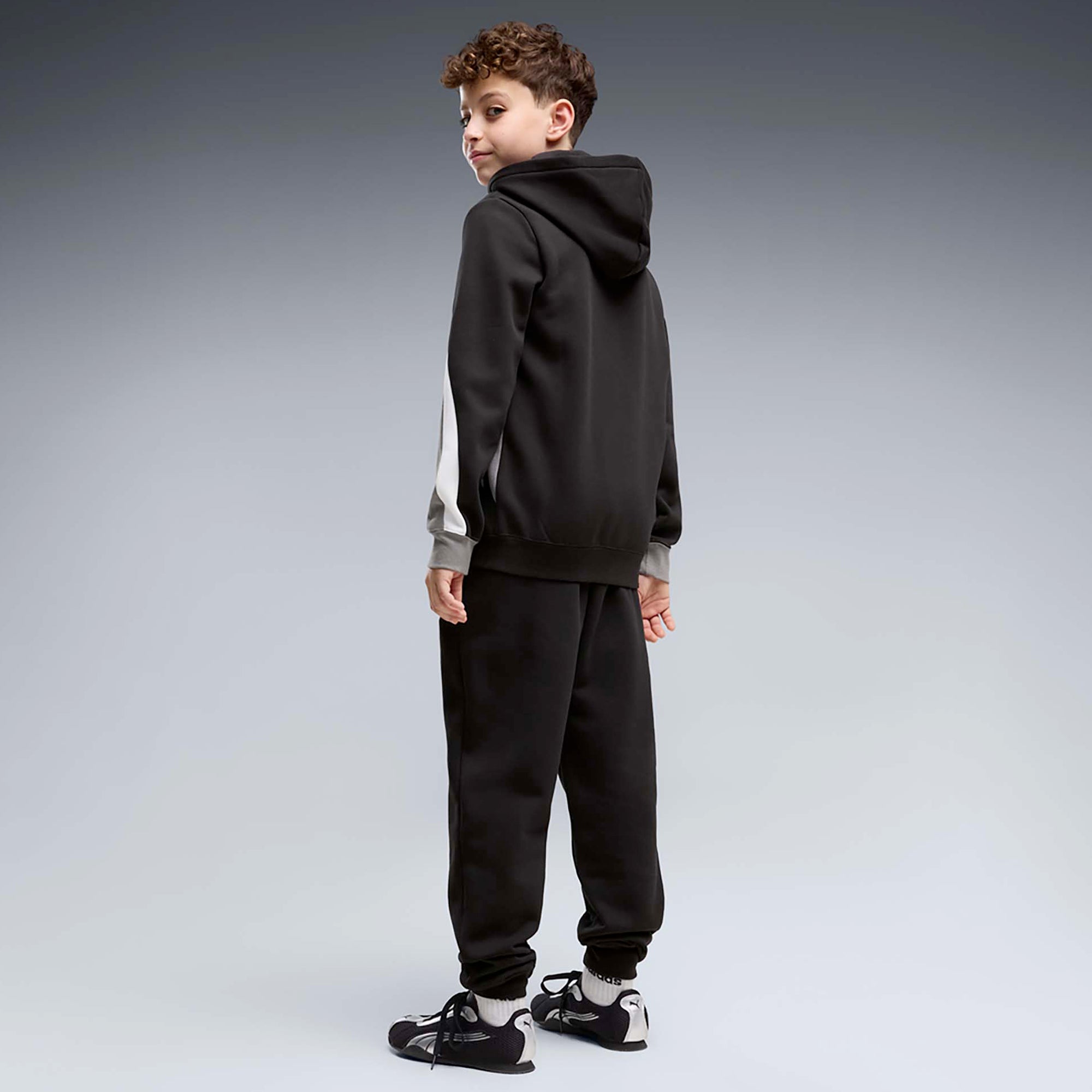 ESS_BLOCK_FULL-ZIP_SWEAT_SUIT_B_695219_01_Image_3
