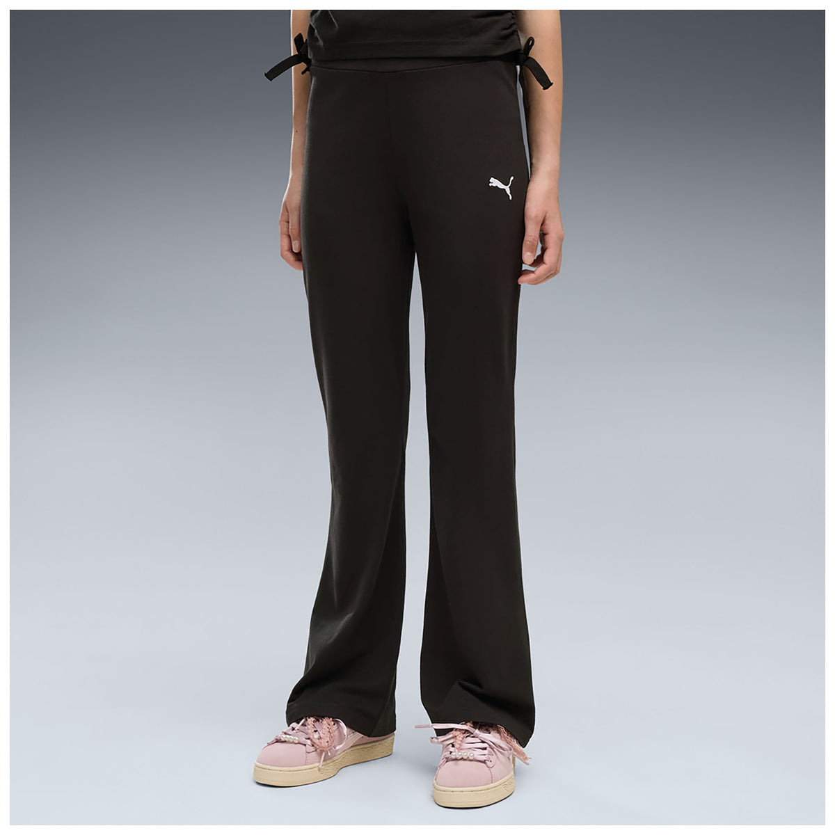 ESS_HIGH-WAIST_FLARED_LEGGINGS_G_694653_01_Image_4