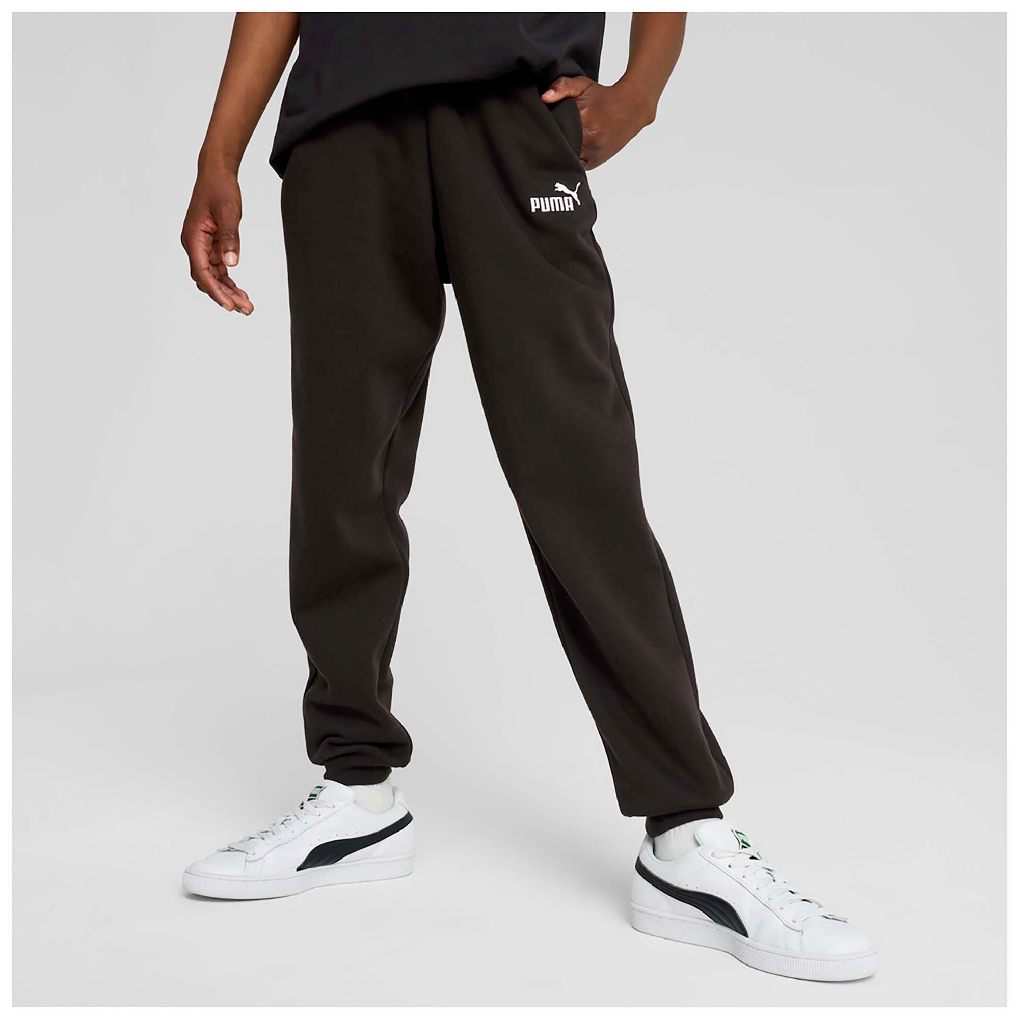 ESS_NO_1_LOGO_SWEATPANTS_FL_B_684912_01_Image_2