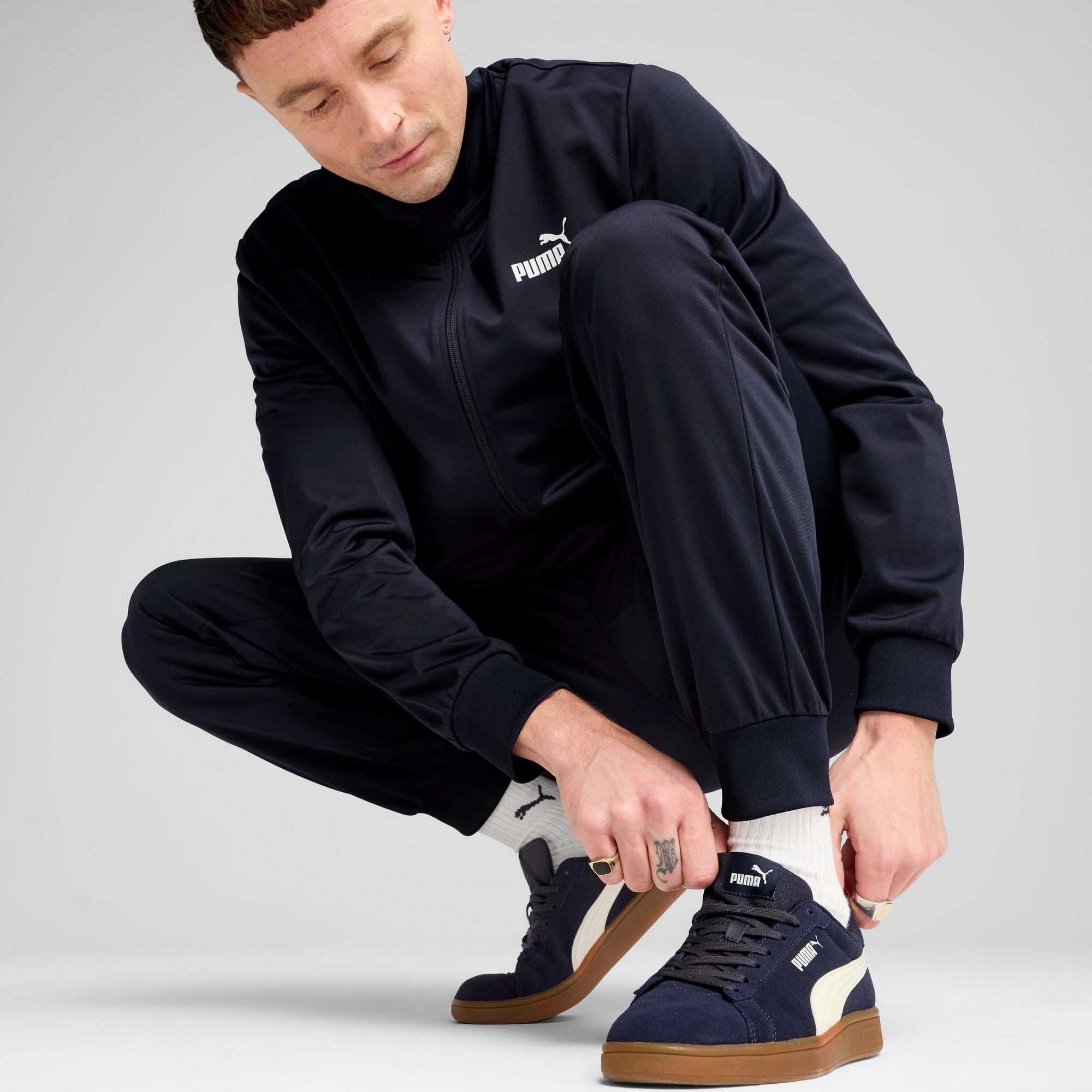 ESS_POLY_SUIT_CL_684847_16_Image_6