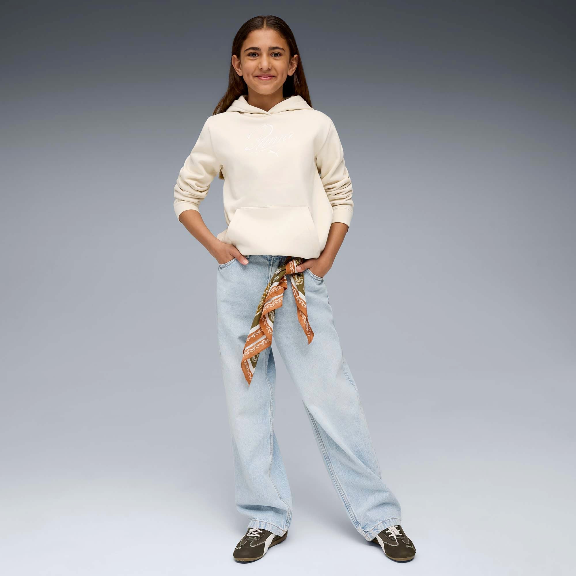 ESS_SCRIPT_HOODIE_FL_G_688728_87_Image_4