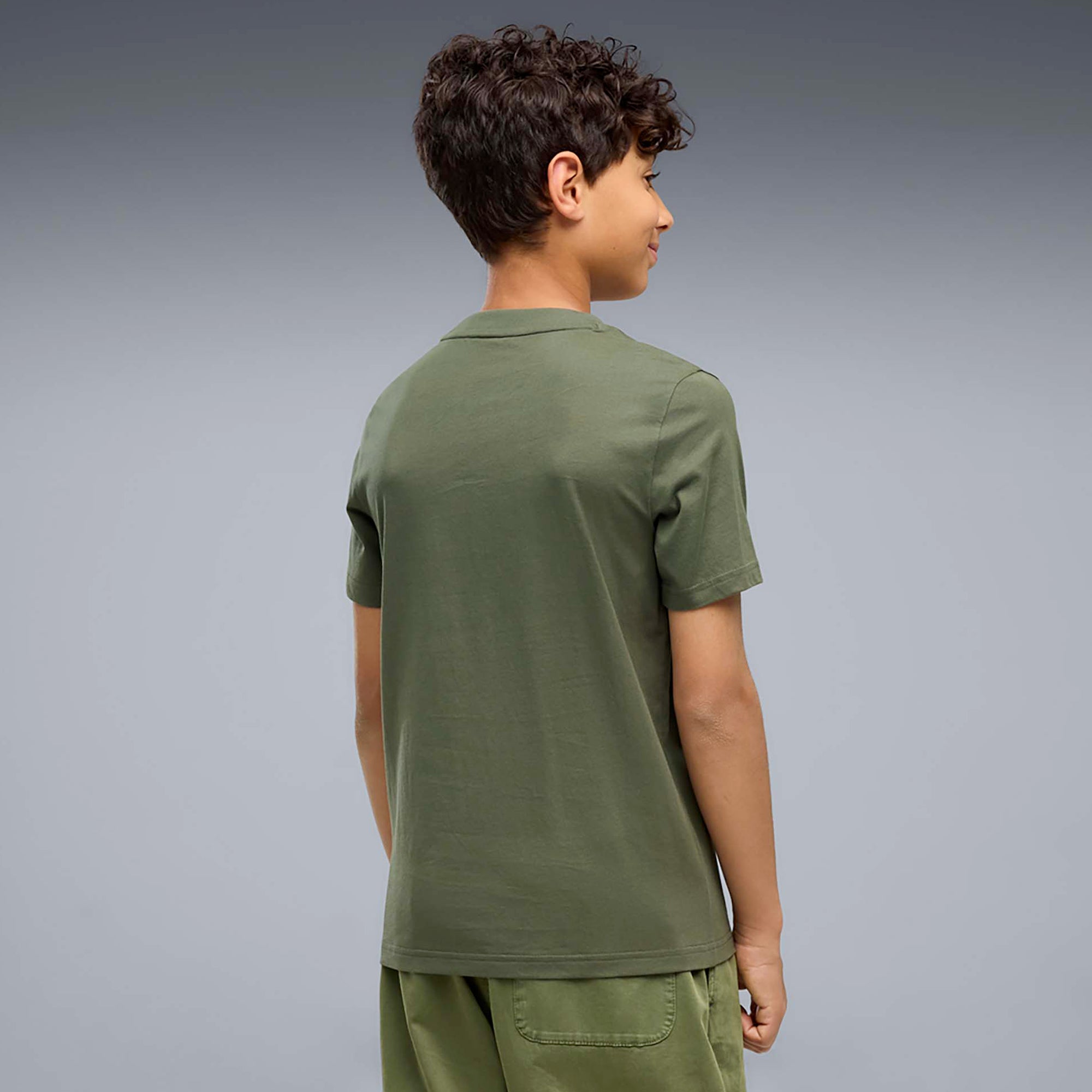 ESS_SMALL_NO1_LOGO_CENTERED_TEE_B_692975_86_Image_3