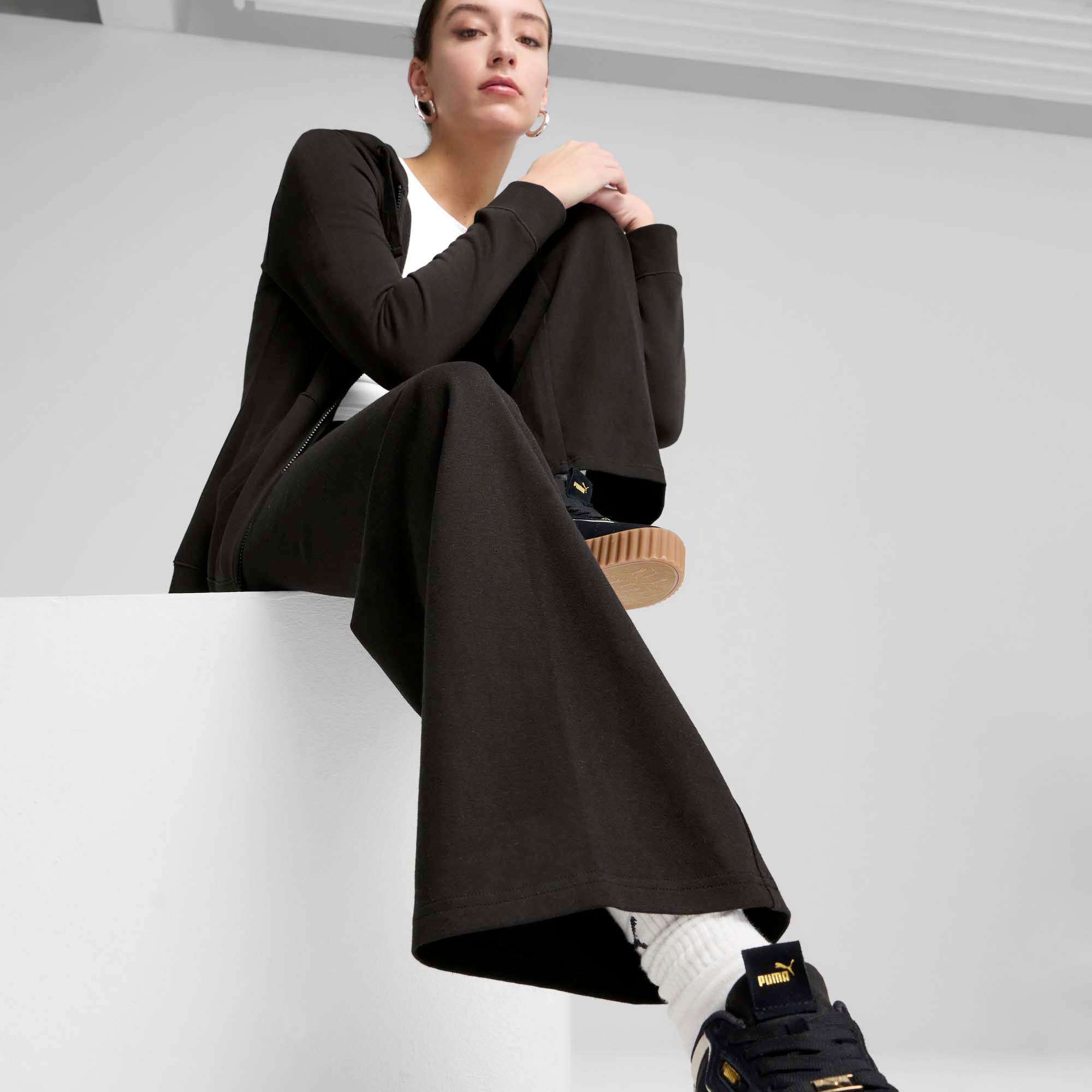 ESS_SMALL_NO_1_LOGO_HIGH-WAIST_STRAIGHT_LEGGINGS_682428_01_Image_5