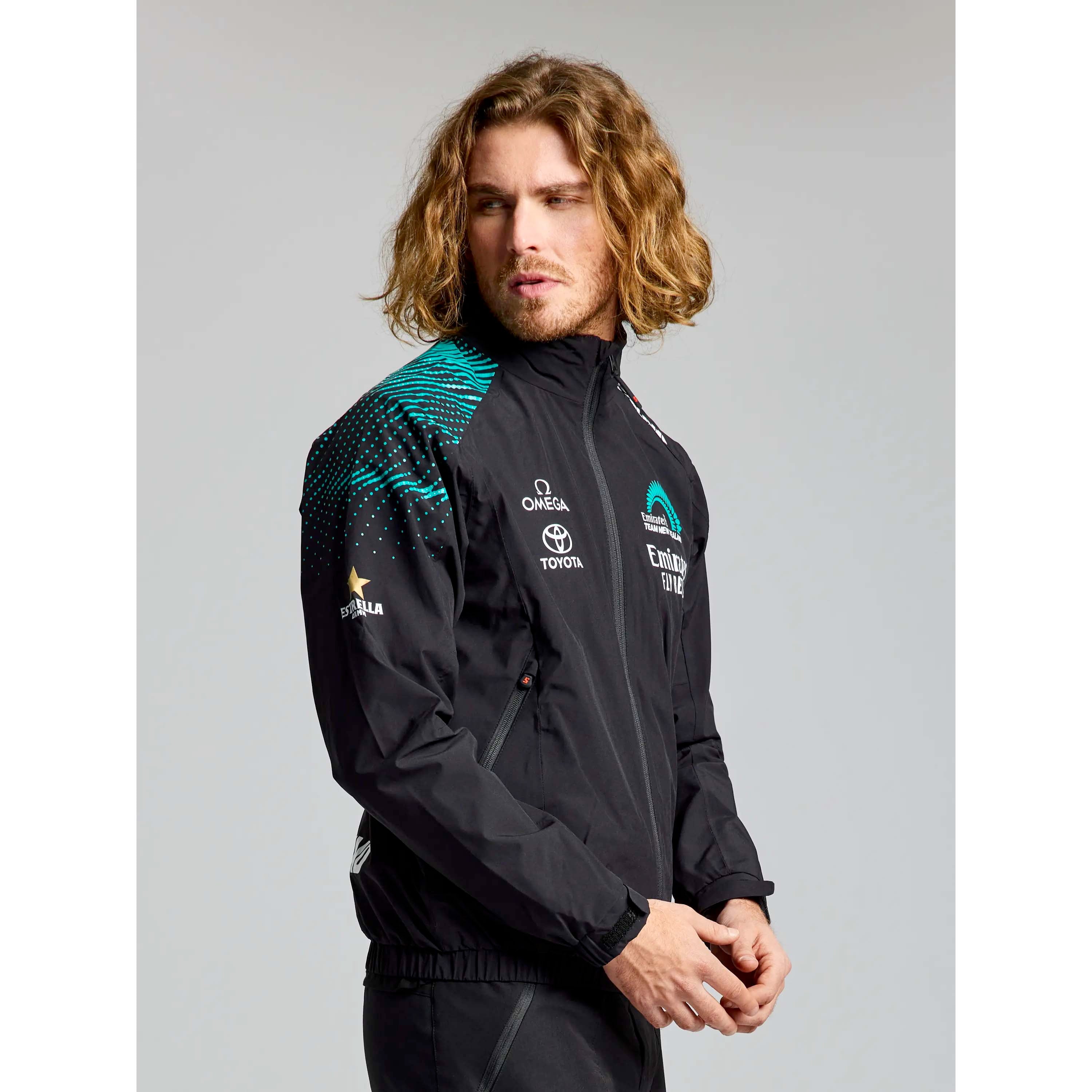 ETNZ_DECK_WP_LGT_JACKET_N123005W00_W51_Image_4