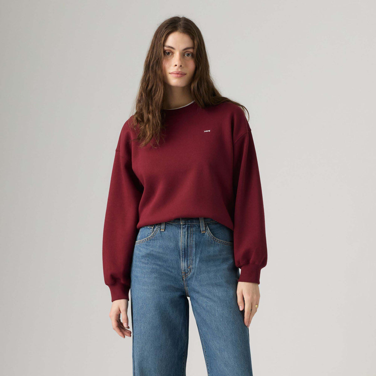 EVERYDAY_CREW_SWEATSHIRT_WARM_CABERNET_B_0082J_0004_Image_2