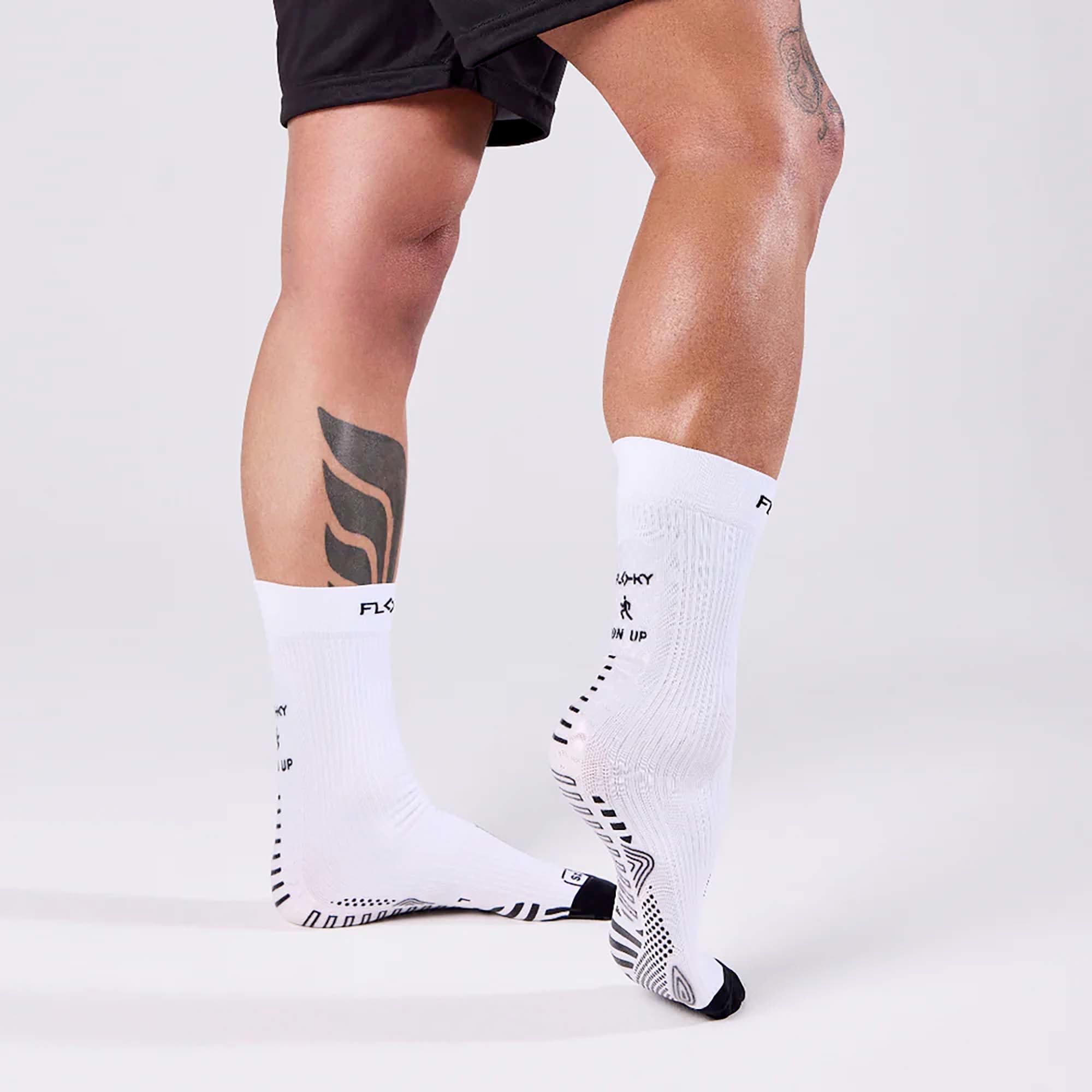 FLOKY_RUN_UP_MEDIUM_20_FLRM25_005_Image_5