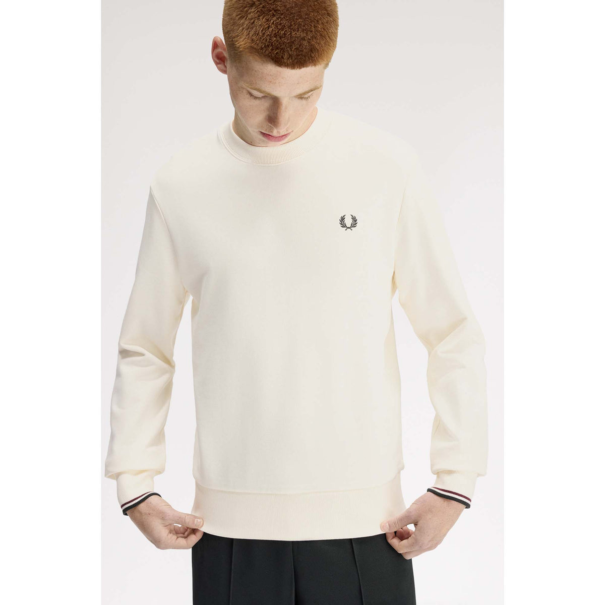 FP_CREW_NECK_SWEATSHIRT_M7535_84A_Image_4