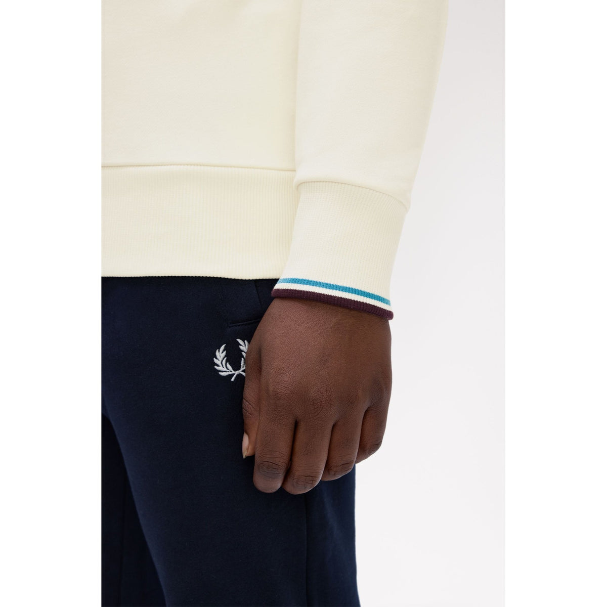 FP_HALF_ZIP_SWEATSHIRT_M3574_Z46_Image_7