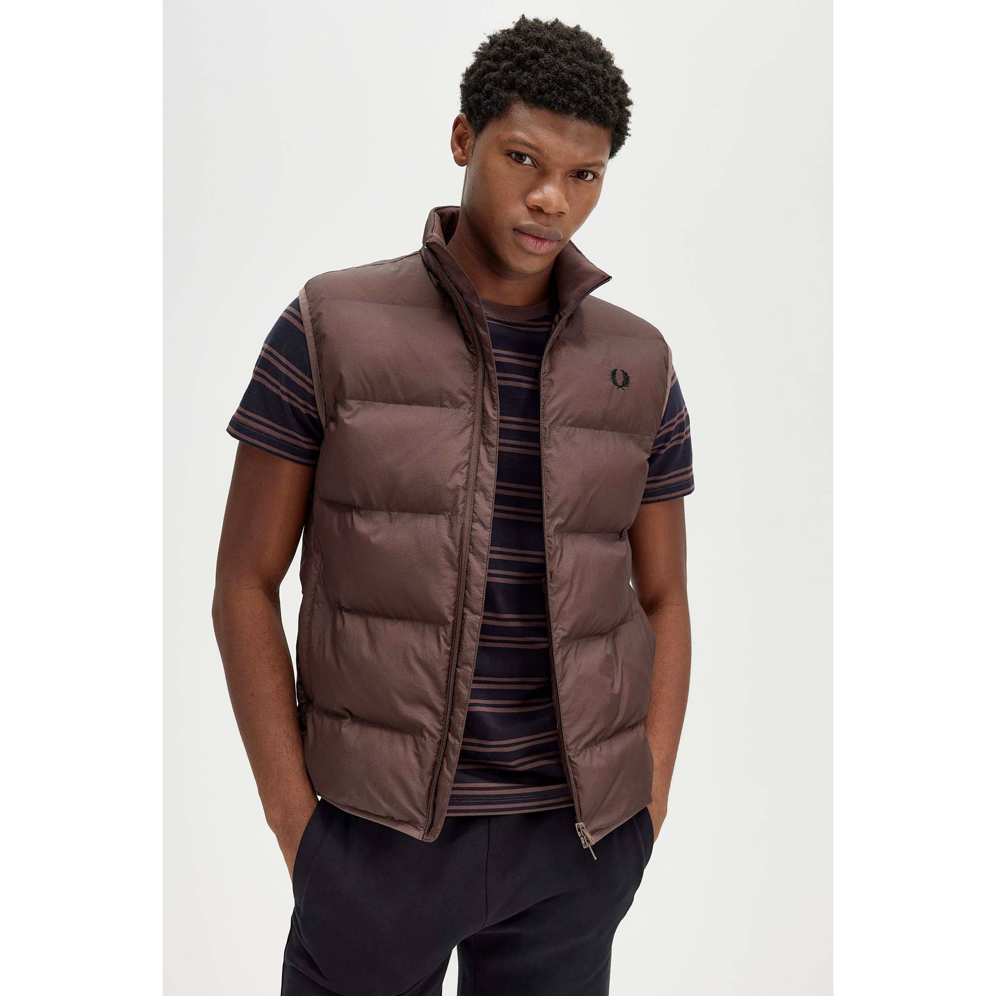 FP_INSULATED_GILET_J8522_U53_Image_4