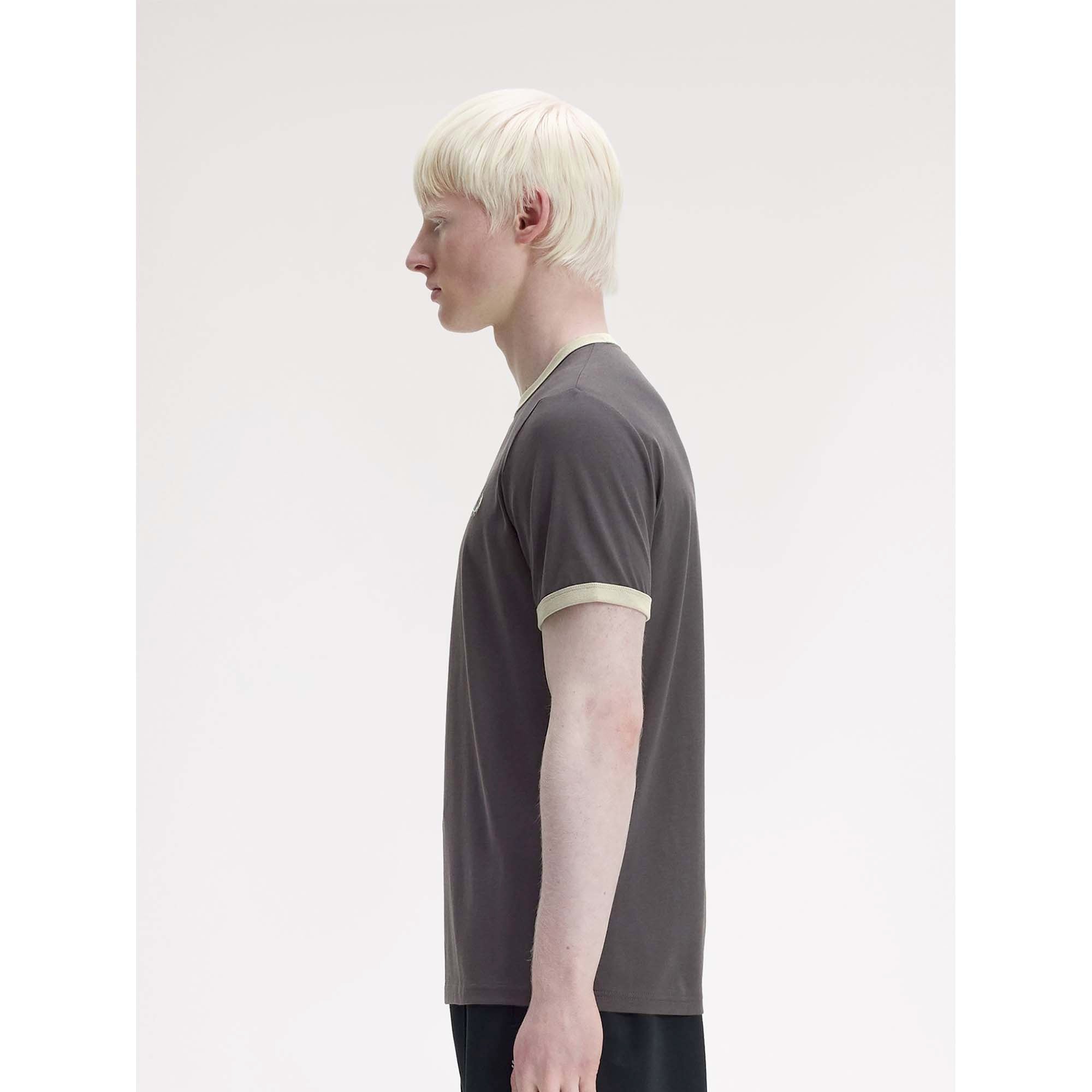FP_RINGER_T-SHIRT_M3519_32B_Image_3
