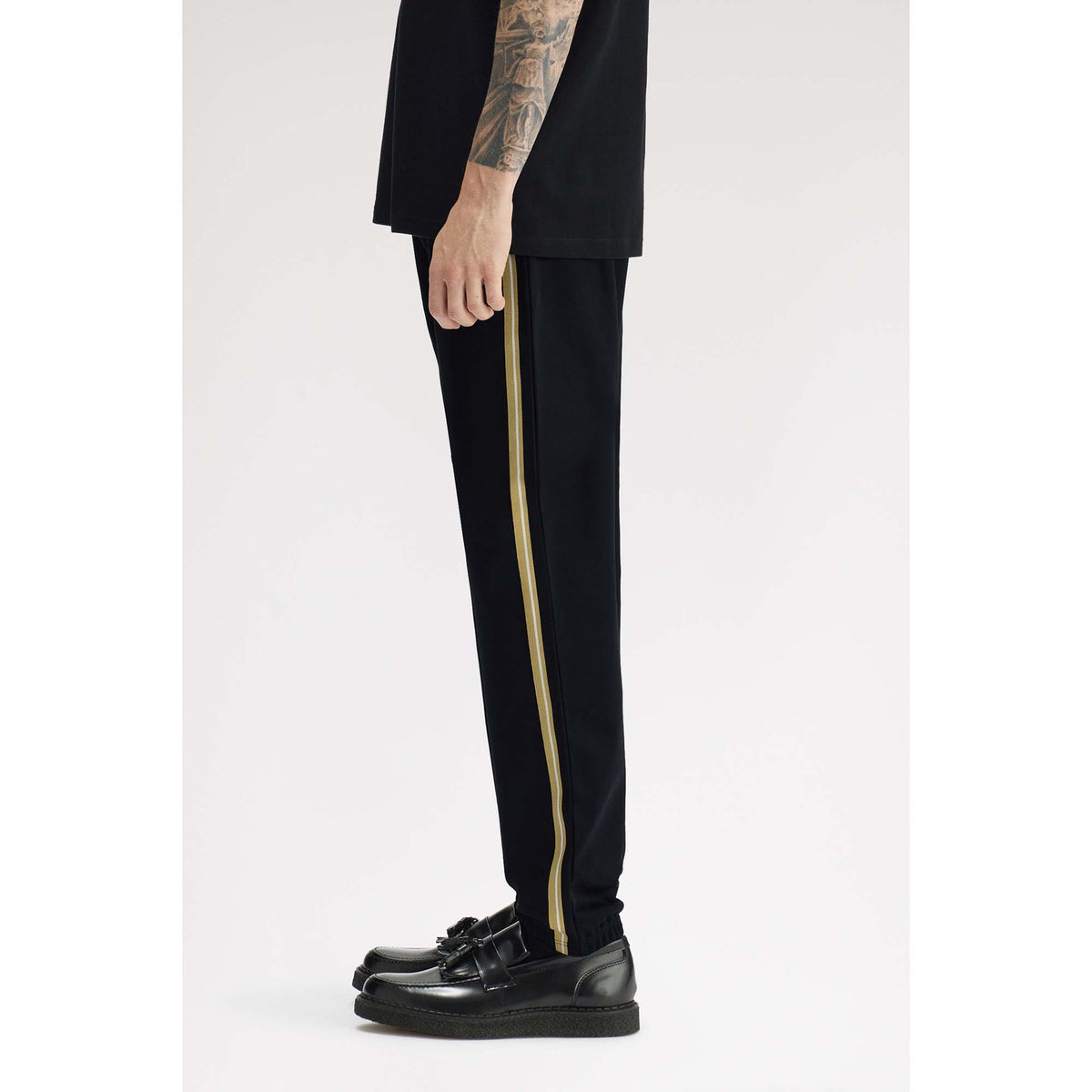 FP_STRIPE_TAPE_TRACK_PANT_T2303_90A_Image_3