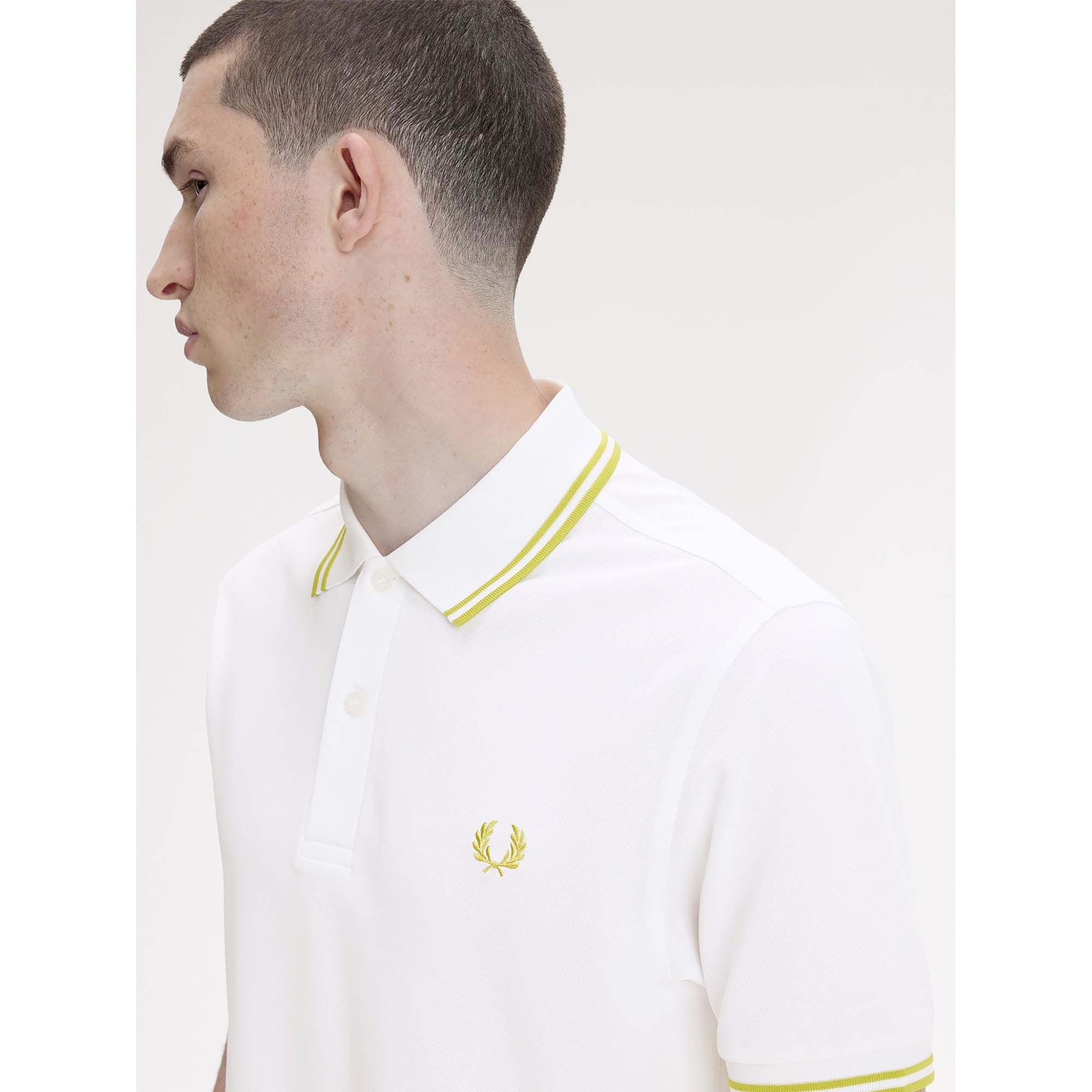 FP_TENNIS_FRED_PERRY_SHIRT_M2721_100_Image_5