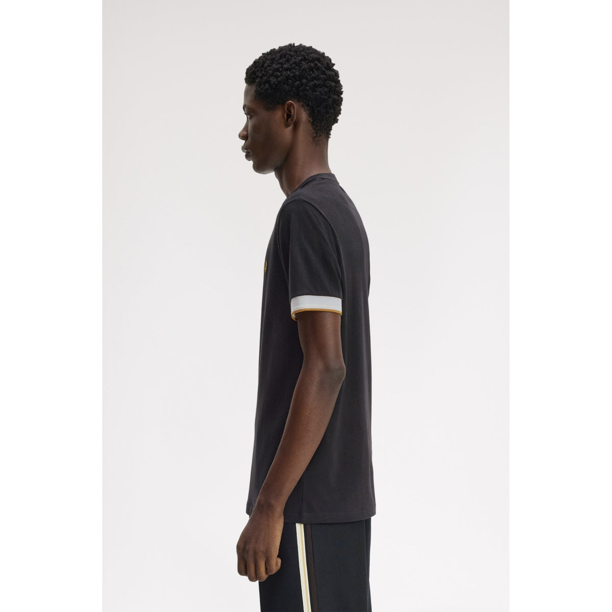 FP_TWIN_TIPPED_CUFF_T-SHIRT_M2396_R88_Image_3