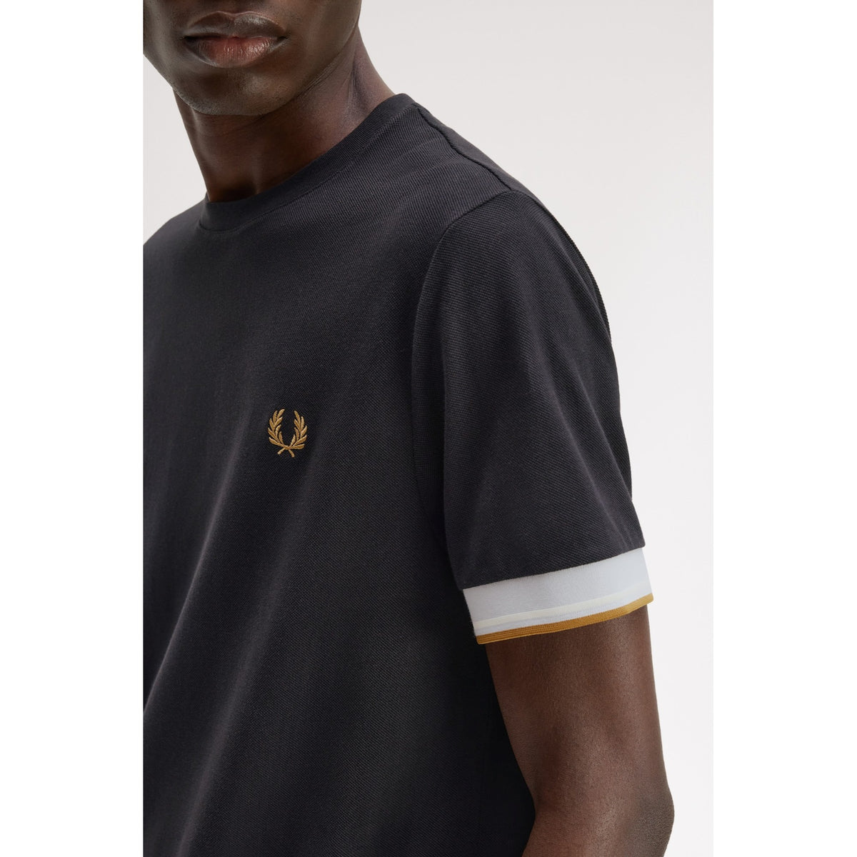 FP_TWIN_TIPPED_CUFF_T-SHIRT_M2396_R88_Image_5