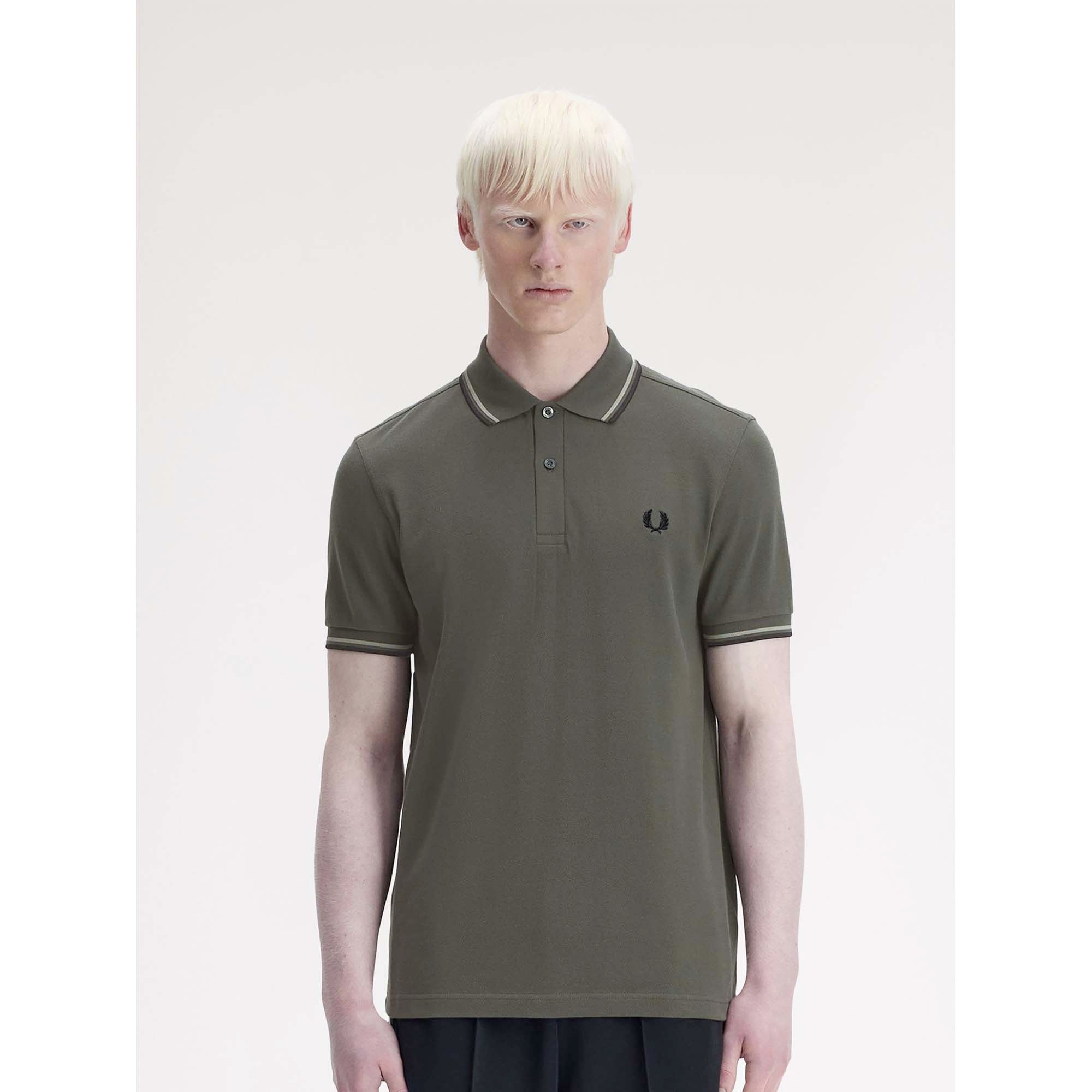 FP_TWIN_TIPPED_FRED_PERRY_SHIRT_M3600_04B_Image_2
