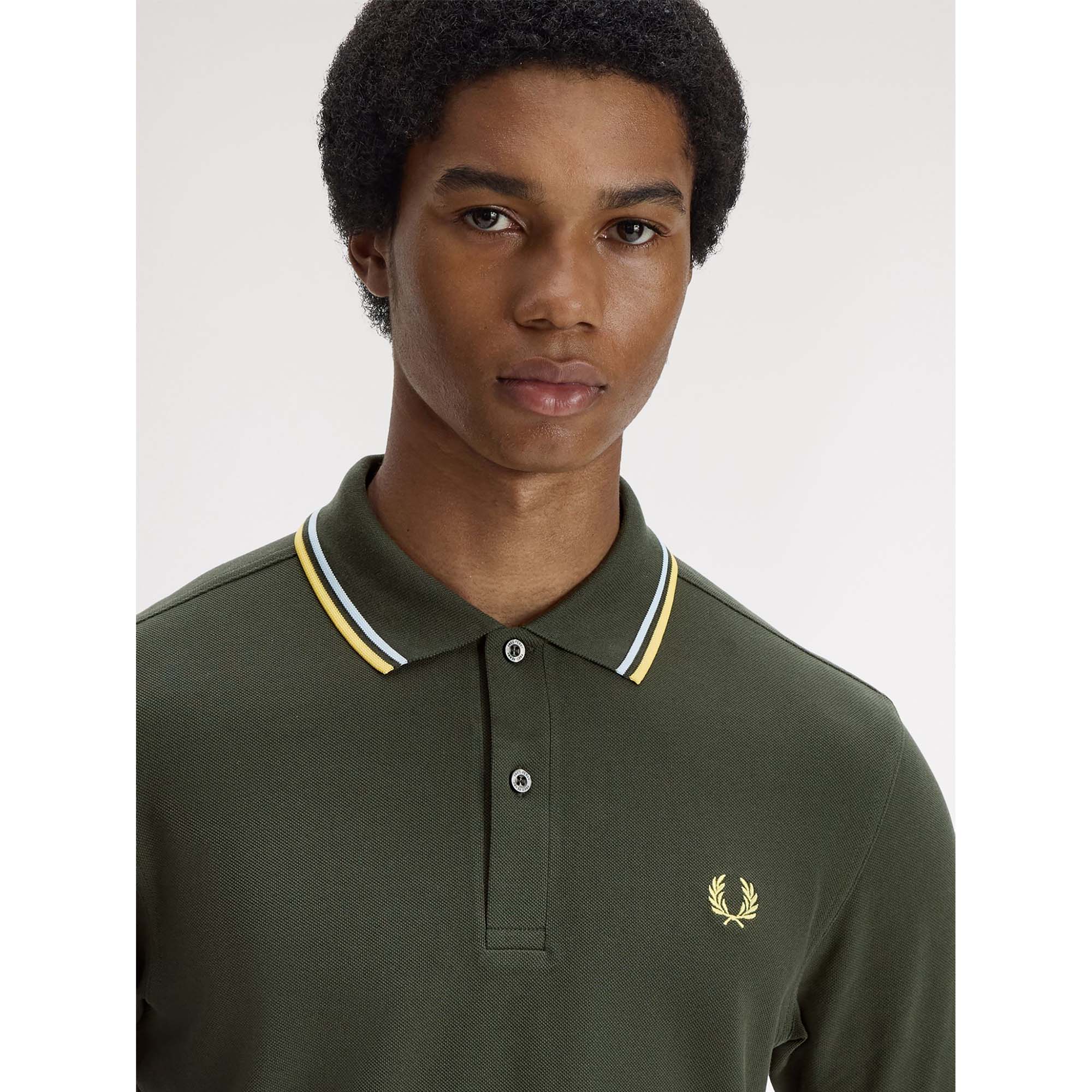 FP_TWIN_TIPPED_FRED_PERRY_SHIRT_M3600_05B_Image_5