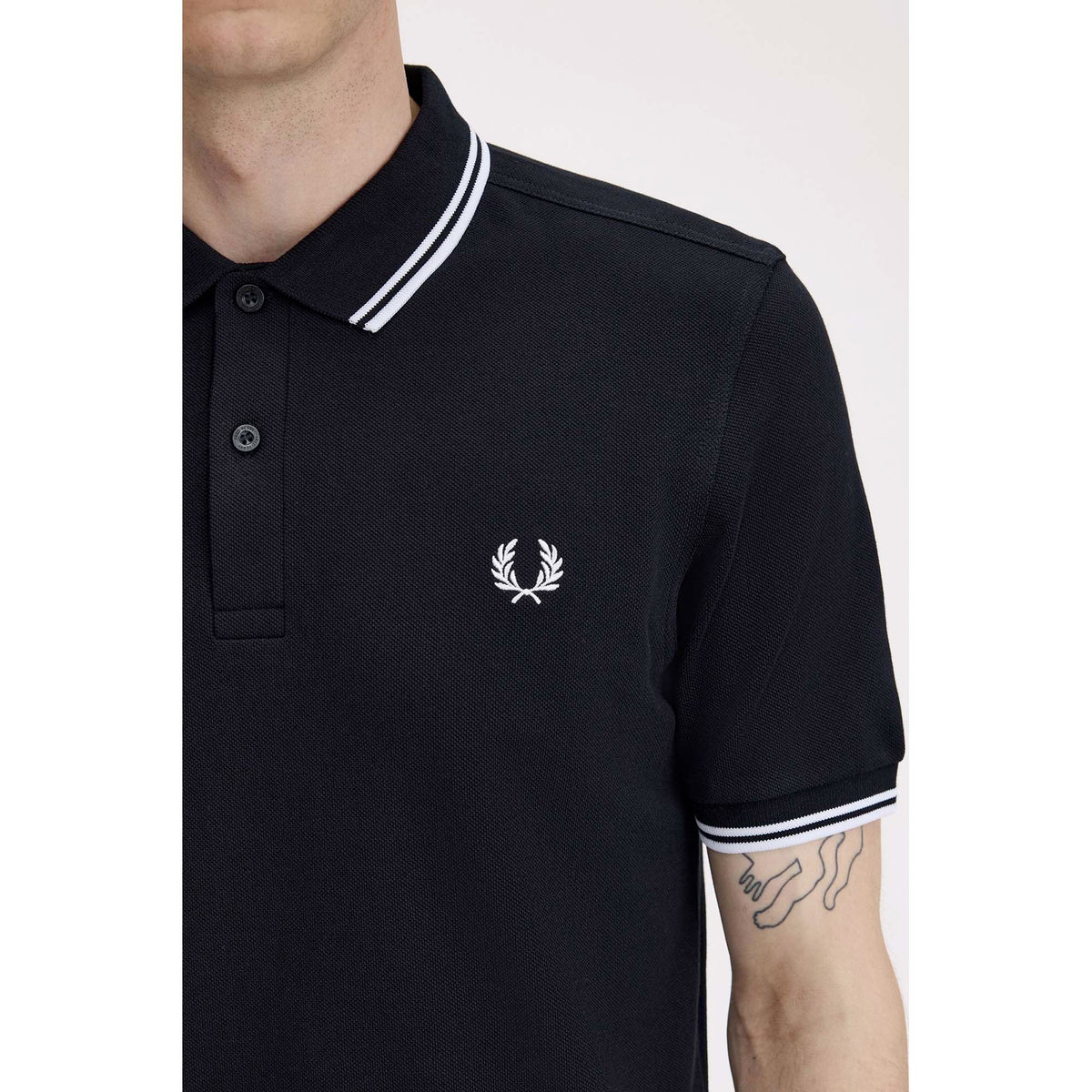 FP_TWIN_TIPPED_FRED_PERRY_SHIRT_M3600_350_Image_5