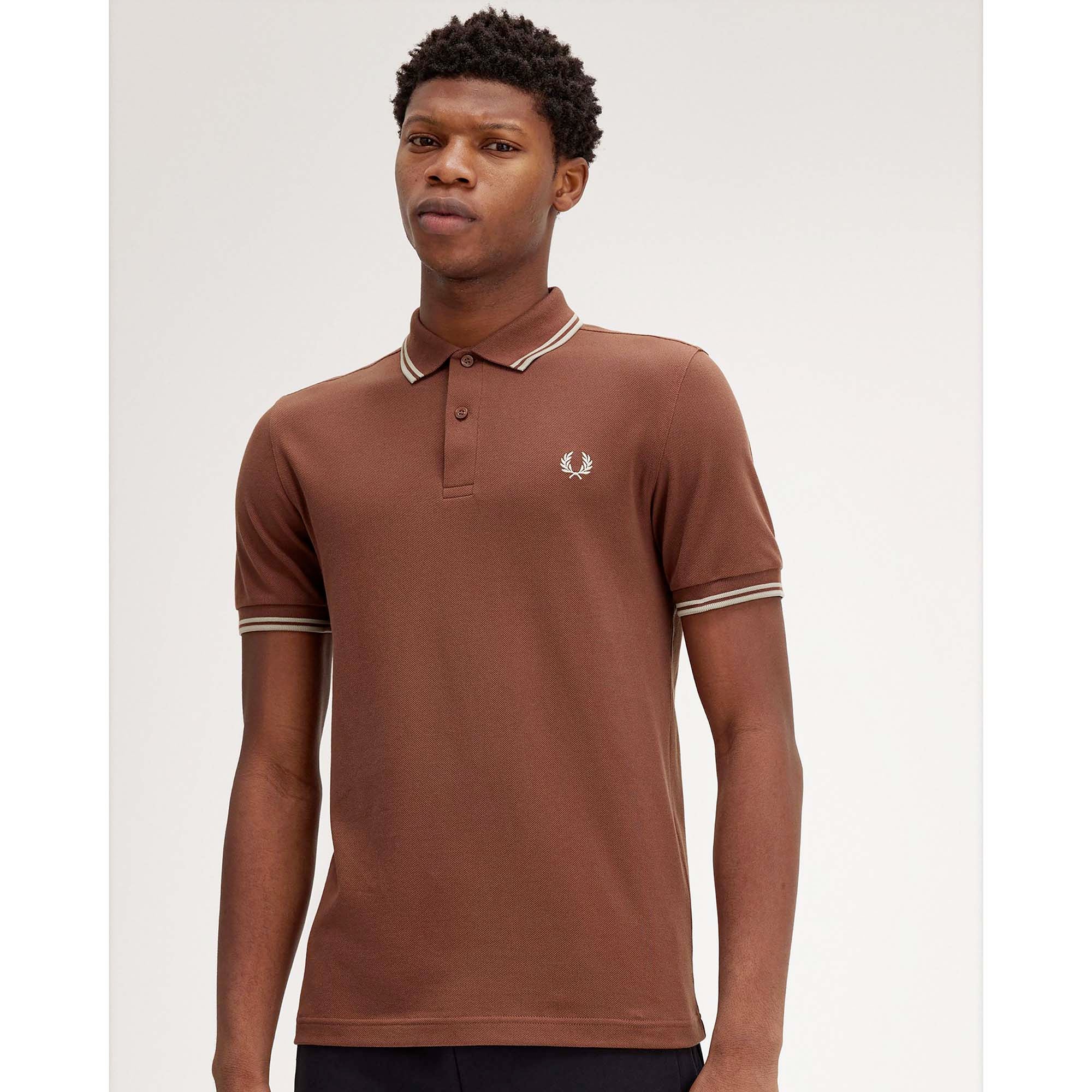 FP_TWIN_TIPPED_FRED_PERRY_SHIRT_M3600_W52_Image_3