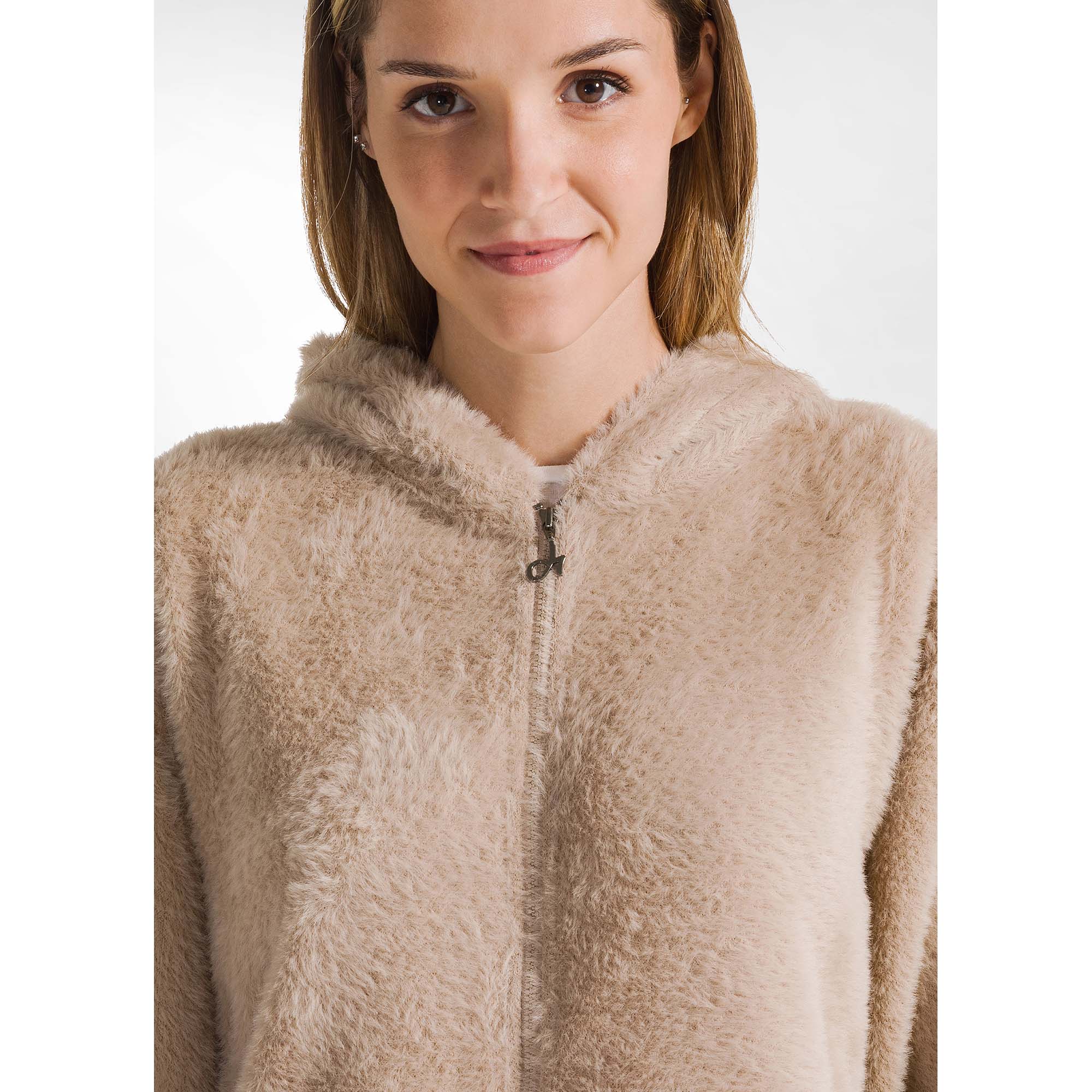 FULL-ZIP_FLUFFY_HOODIE_D12071_26010_Image_4