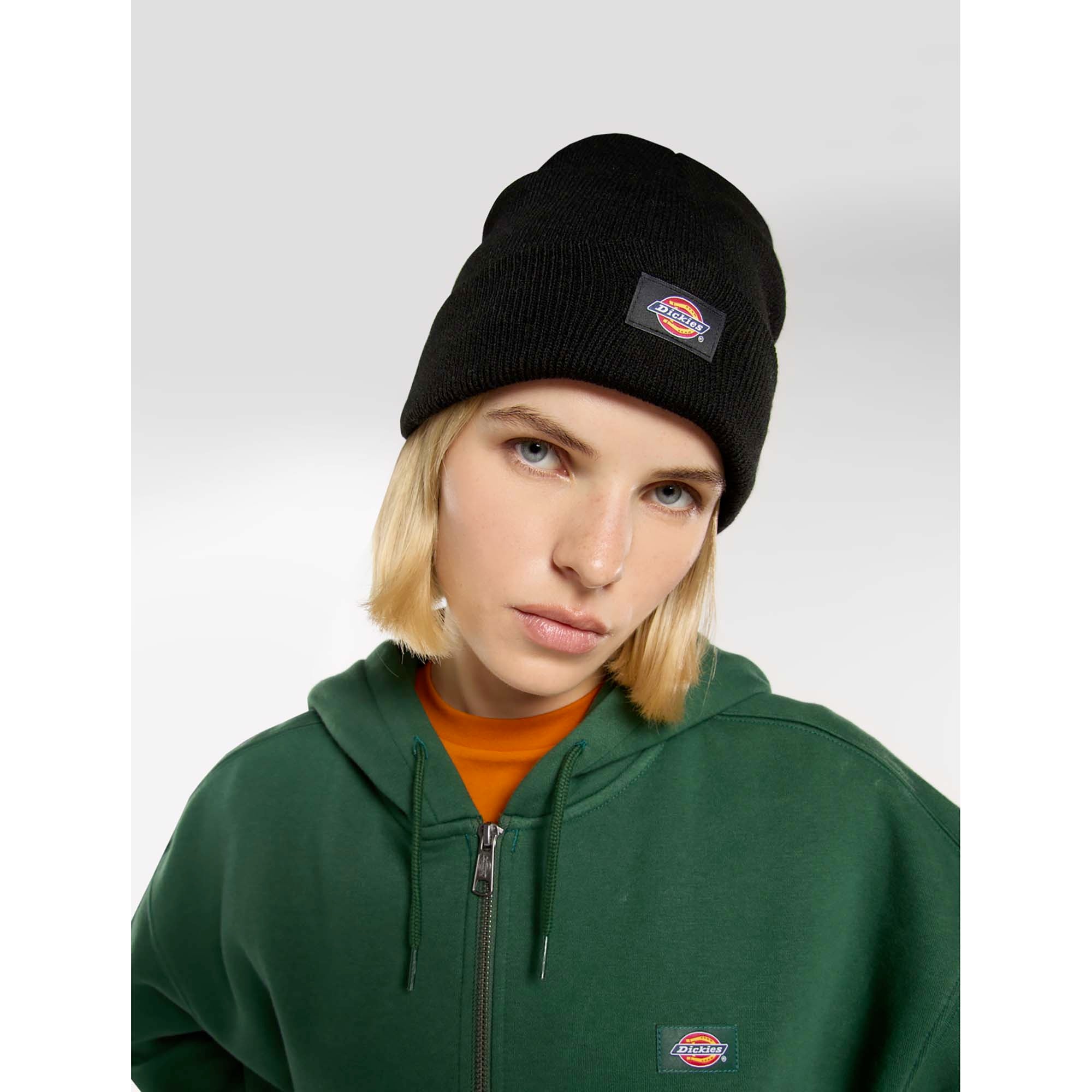 GIBSLAND_DK0A4X7K_BLK1_Image_3