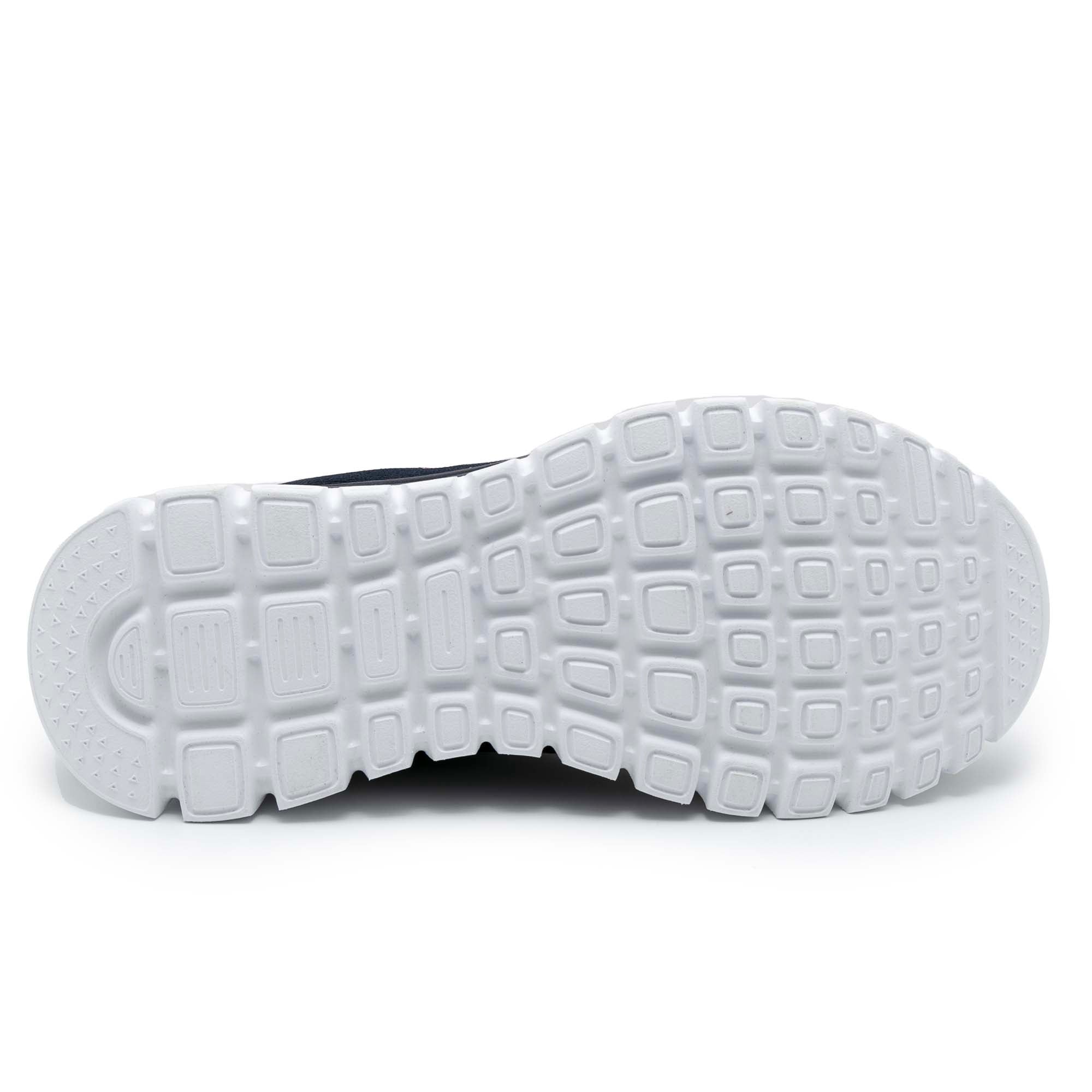 GRACEFUL-GET_CONNECTED_12615_NVHP_Image_5