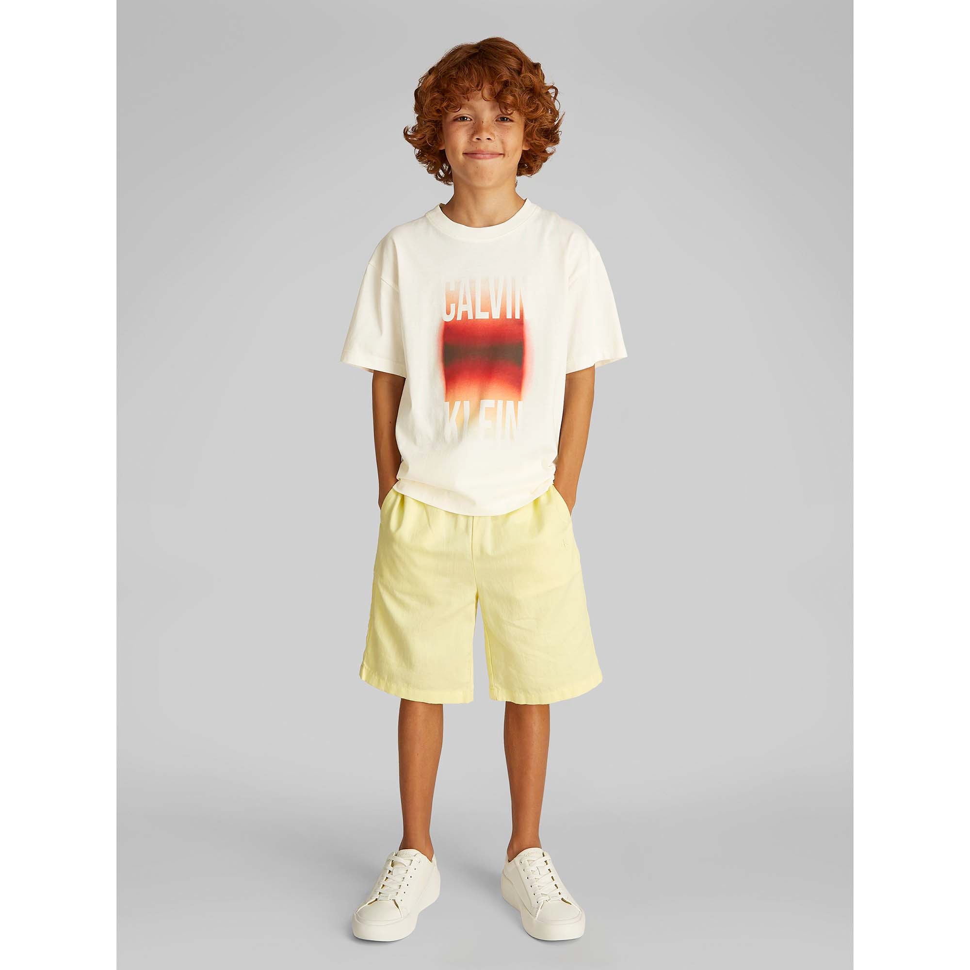 GRADIENT_GRAPHIC_T-SHIRT_CKIB0IB02446T_YAS_Image_3