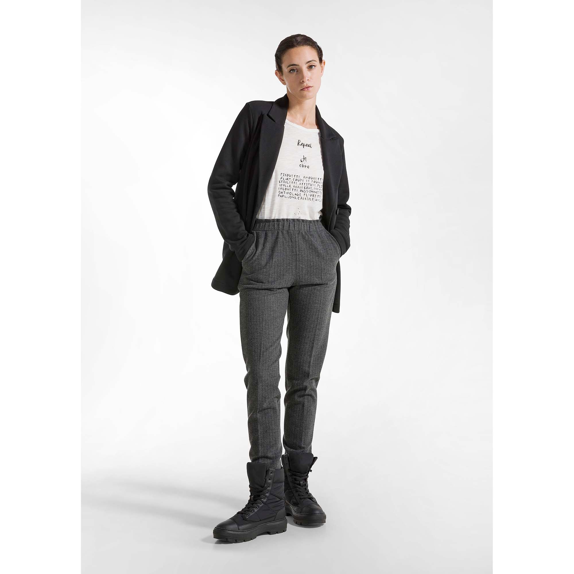 GRAPHIC_COMFY_FLAMME_A00594_18001_Image_5