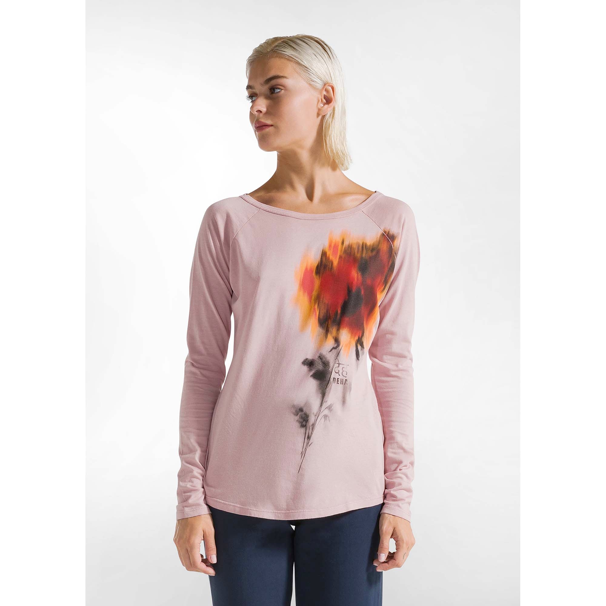 GRAPHIC_MODAL_LONG_SLEEVE_T-SHIRT_D12022_26310_Image_2