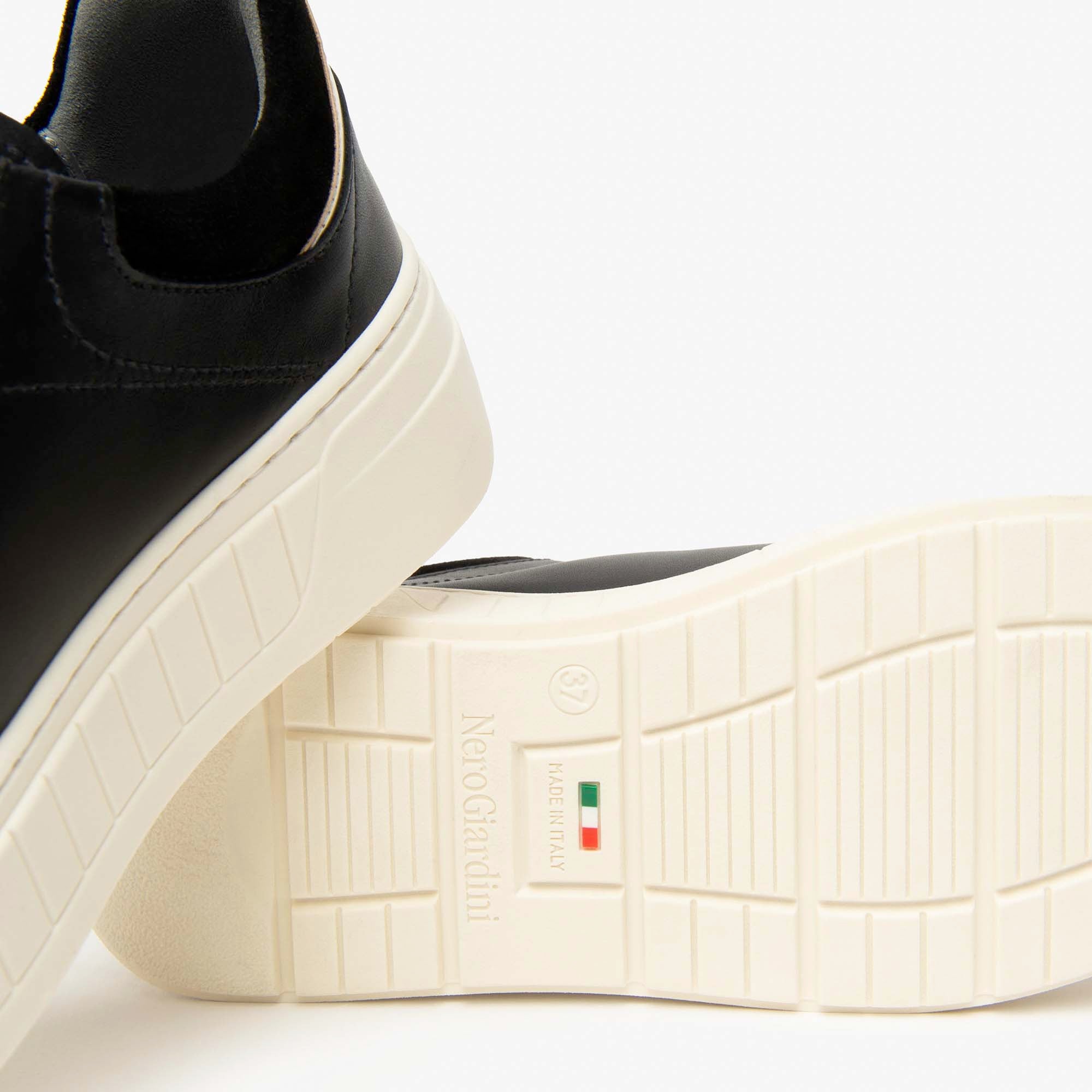 GUANTO_NERO_TBRILL_PLATINO_6074_AROLD_VELO_TR_SPE_I514200D_100_Image_4