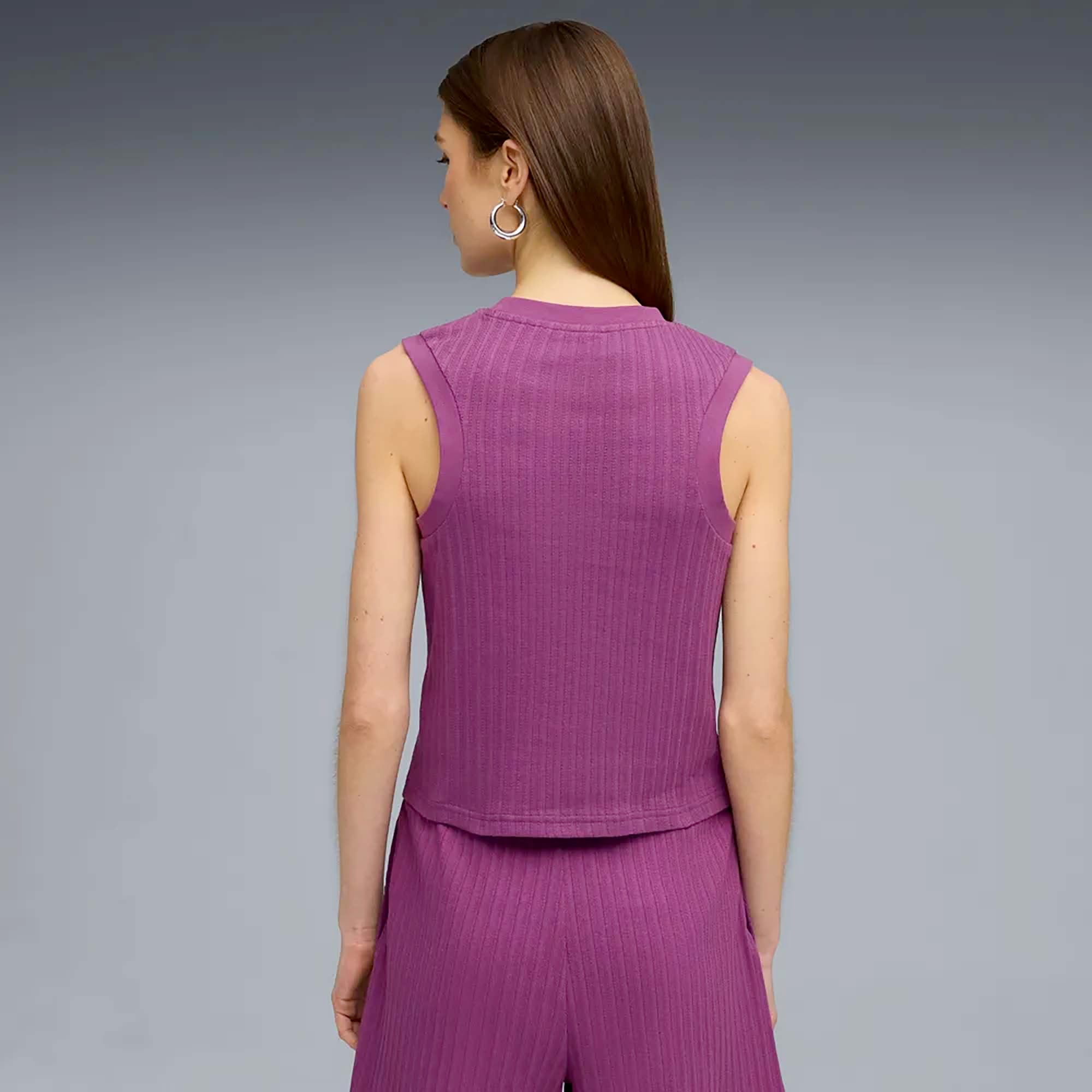 HER_COMFORT_TANK_691893_69_Image_3