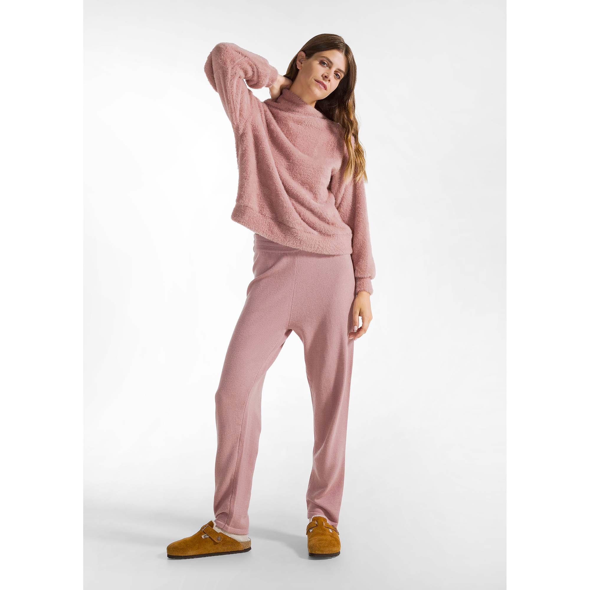 HIGH_NECK_FLUFFY_SWEATSHIRT_D12070_26310_Image_5