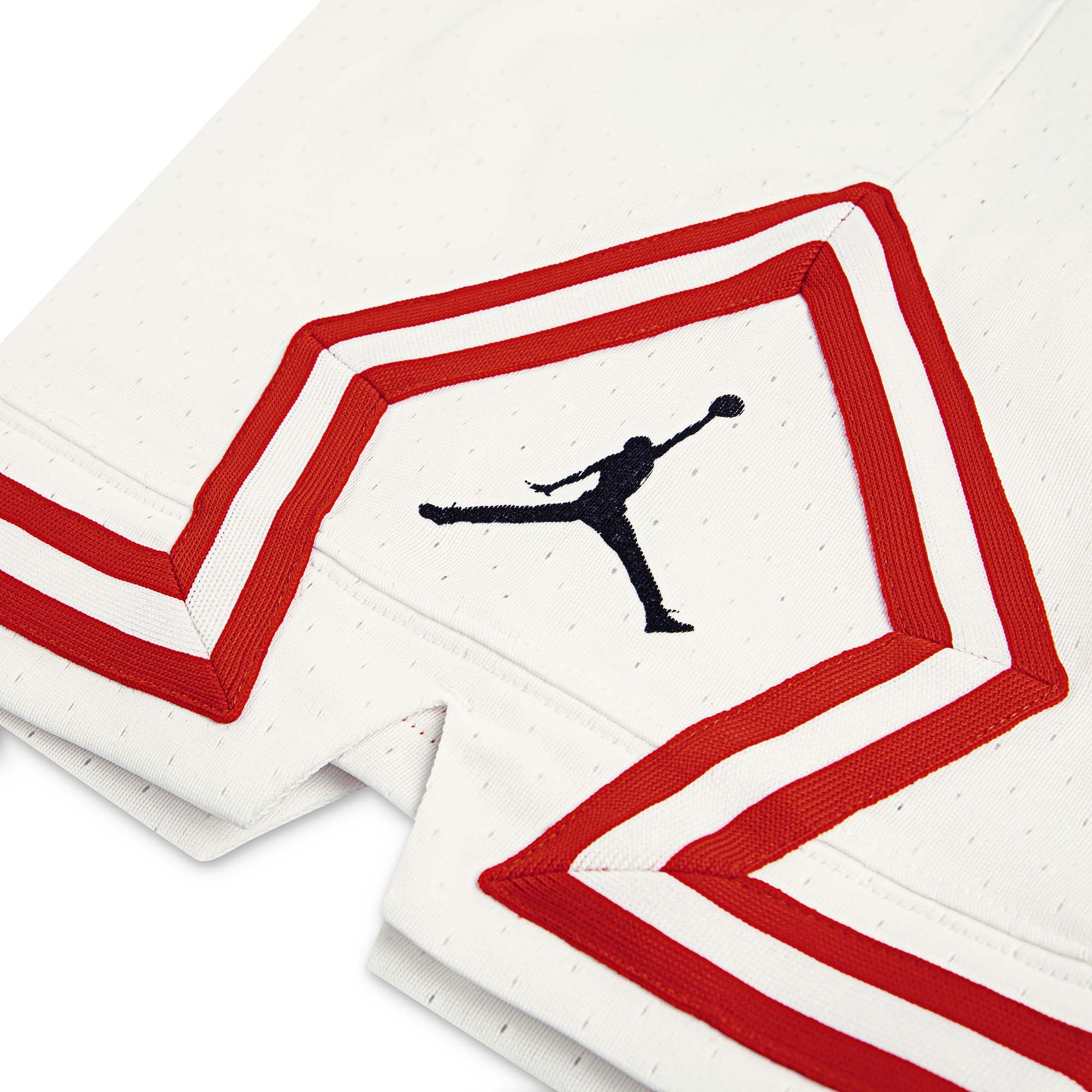 JDB_MJ_DF_SPORT_DIAMOND_SHORT_95D313_782_Image_3