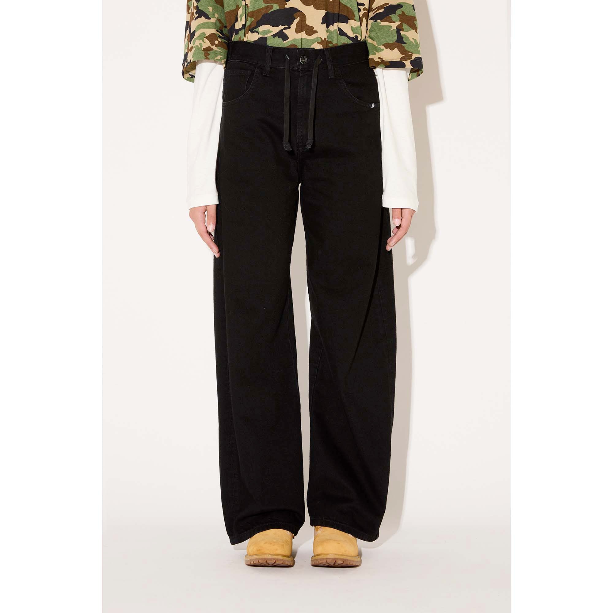 JEREMIAH_MAN_AMU001D5703012_C0999_Image_2