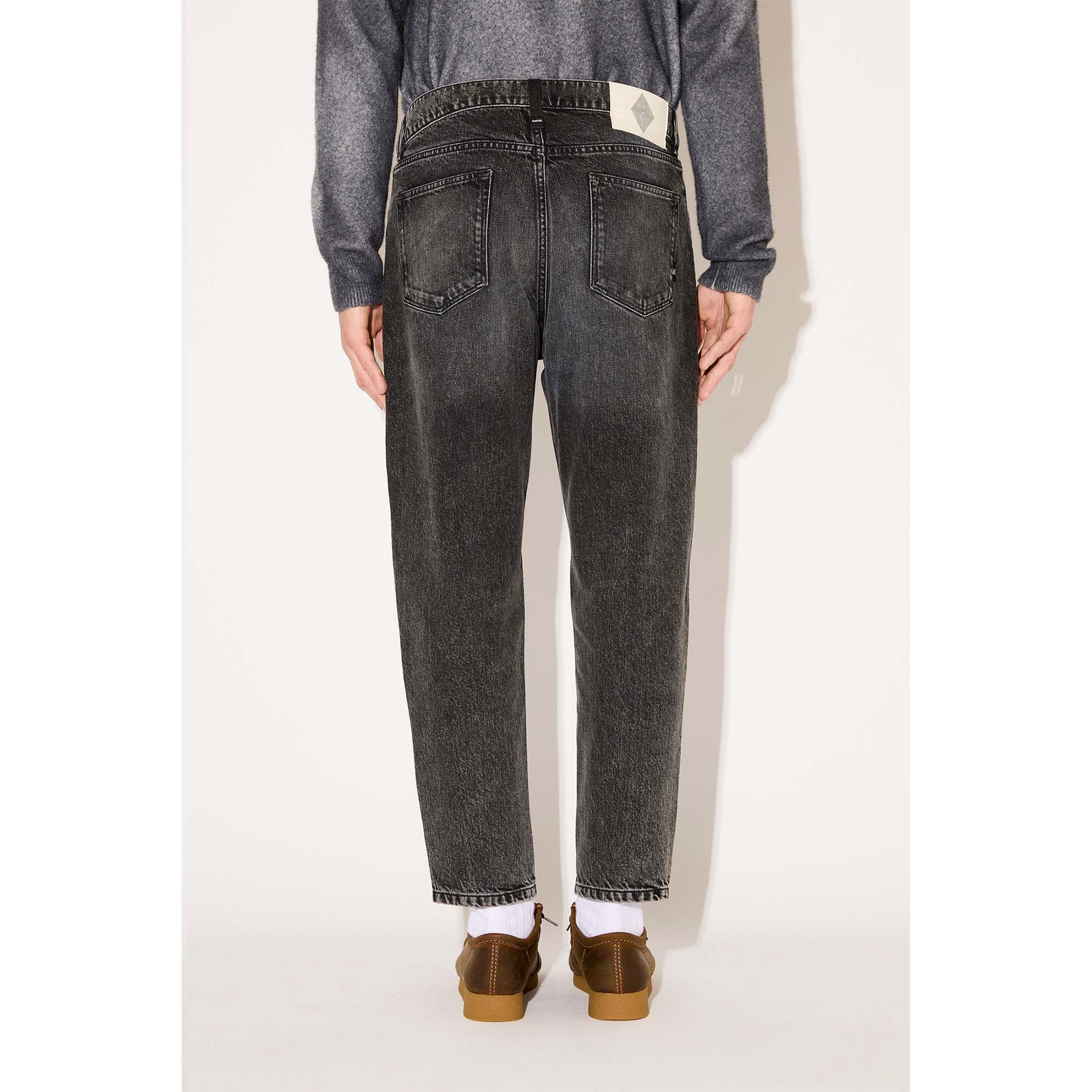 JEREMIAH_MAN_AMU001N0943011_C0998_Image_4