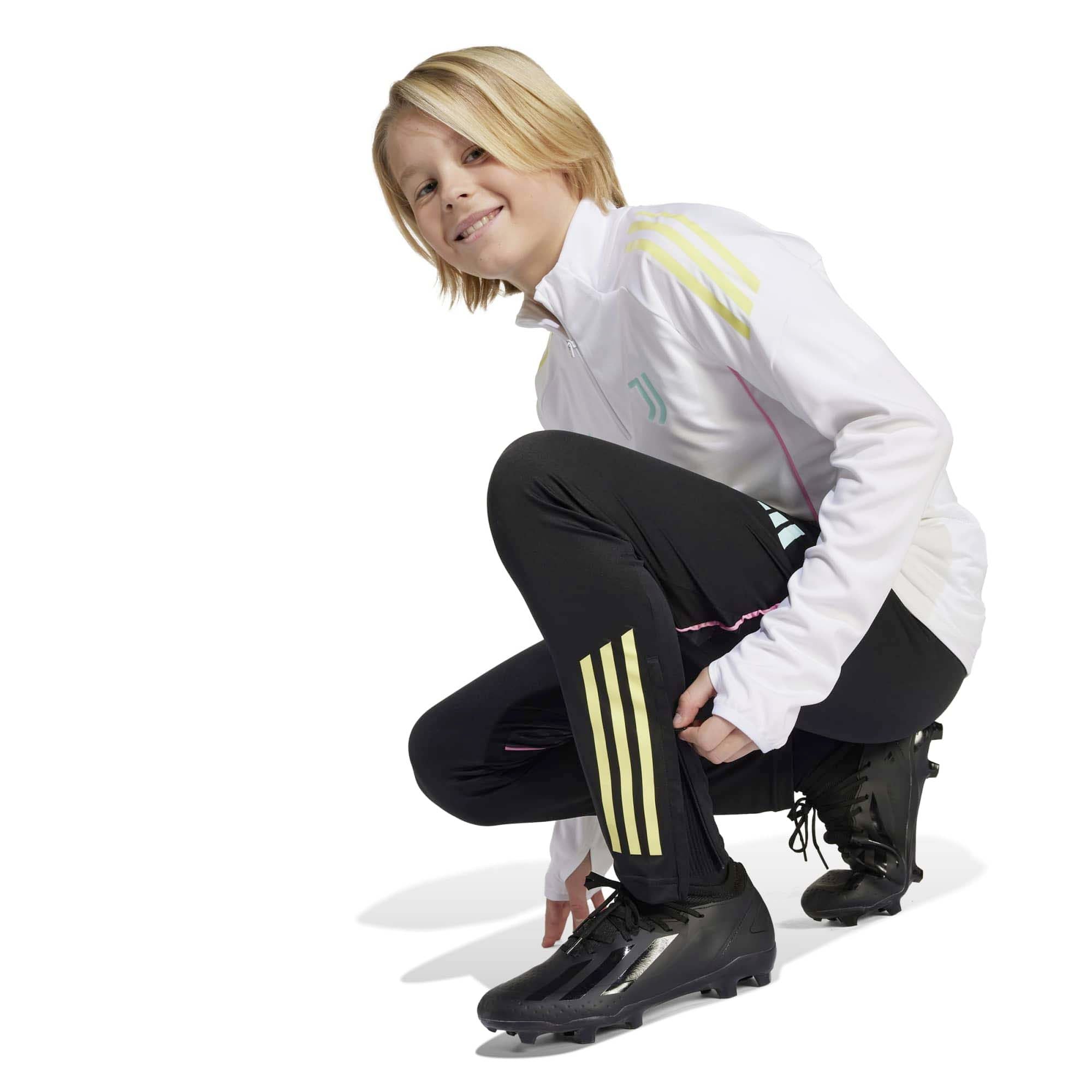 JUVE_TR_PNT_Y_JN7448_BLACK_Image_5