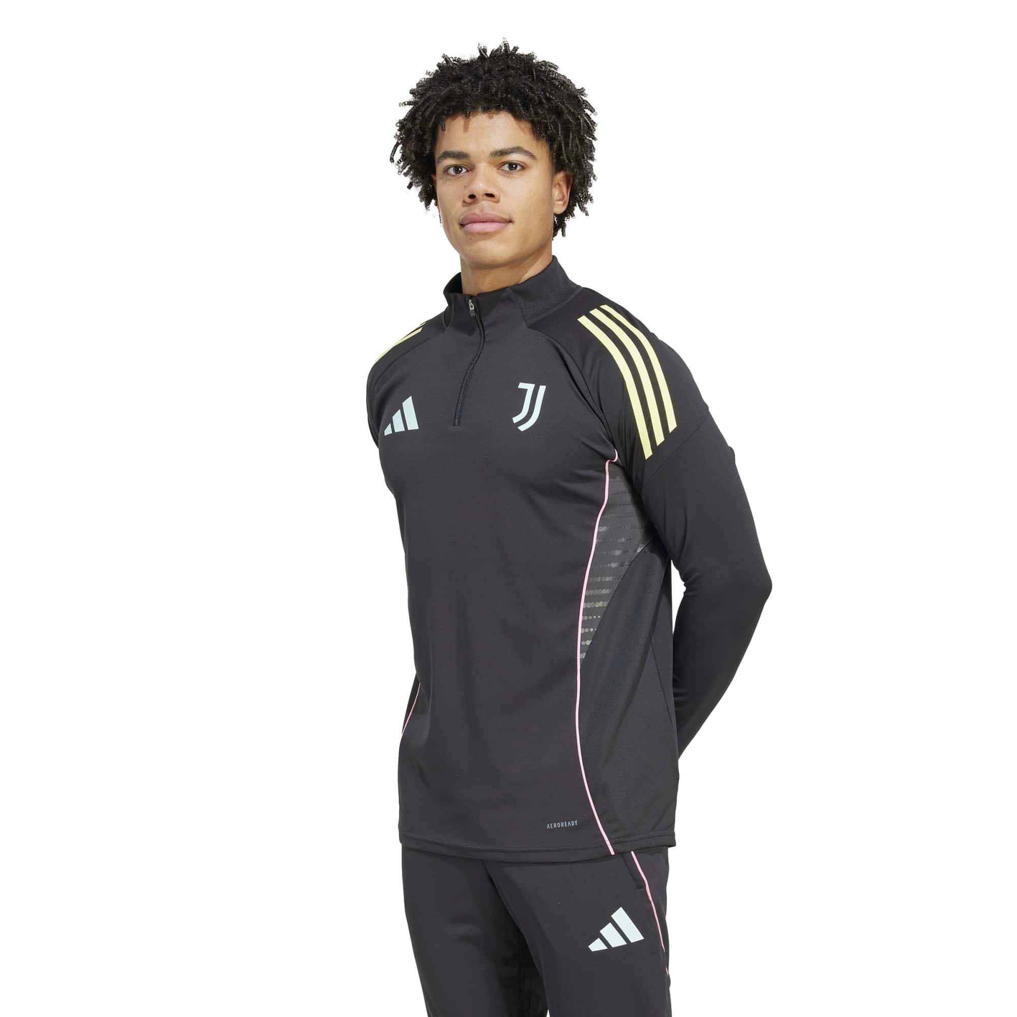 JUVE_TR_TOP_JN7453_BLACK_Image_2