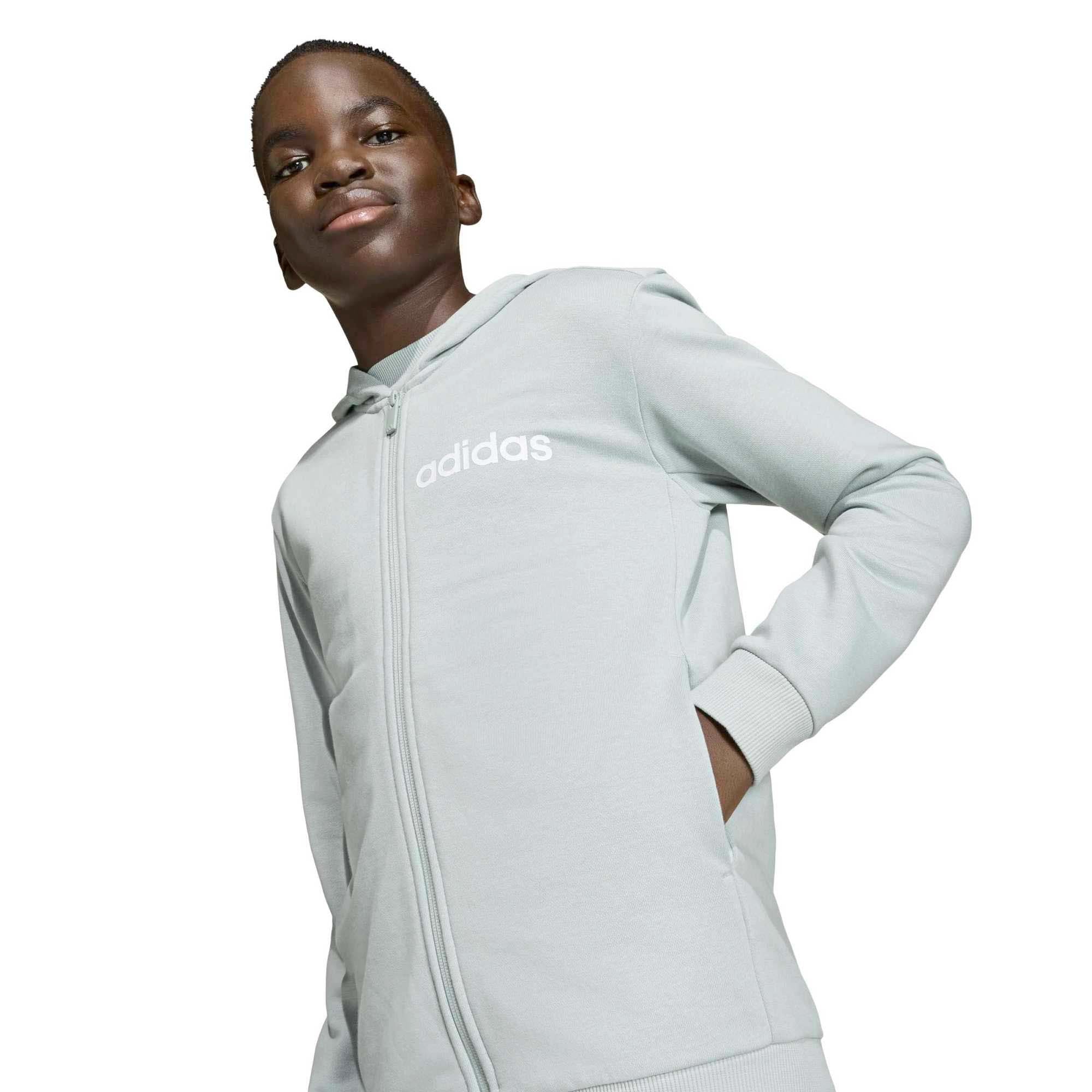 J_LIN_FT_TS_220_KE0840_WOSAWHI_Image_4