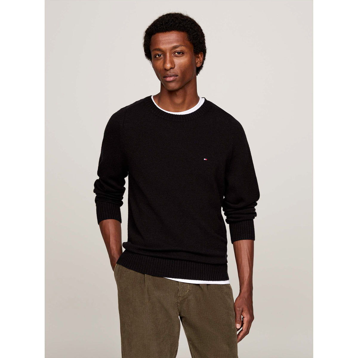 LAMBSWOOL_CREW_NECK_MW0MW36535_BDS_Image_2