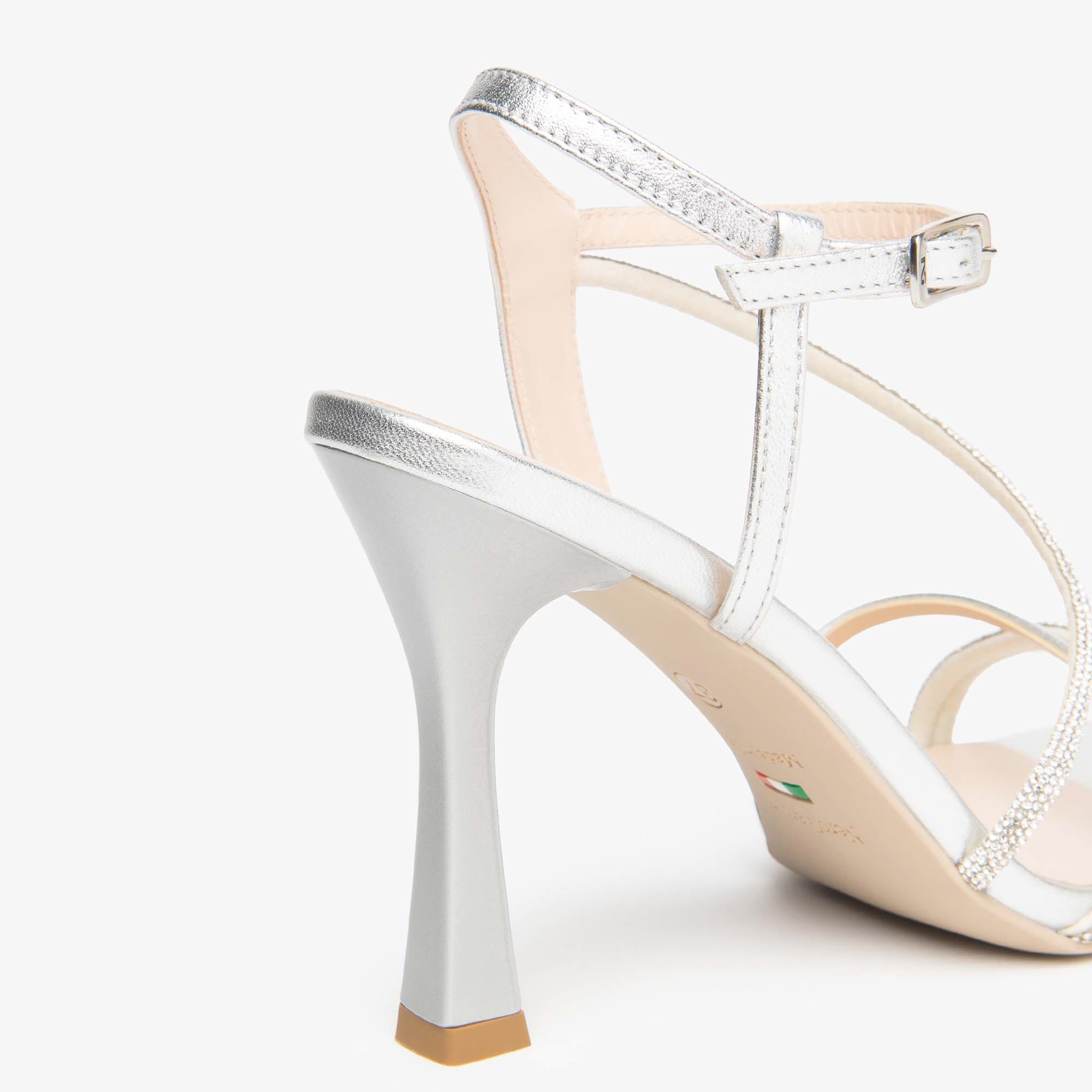 LAMINATO_TPU_GRONE_NATURALE_E615673DE_700_Image_3