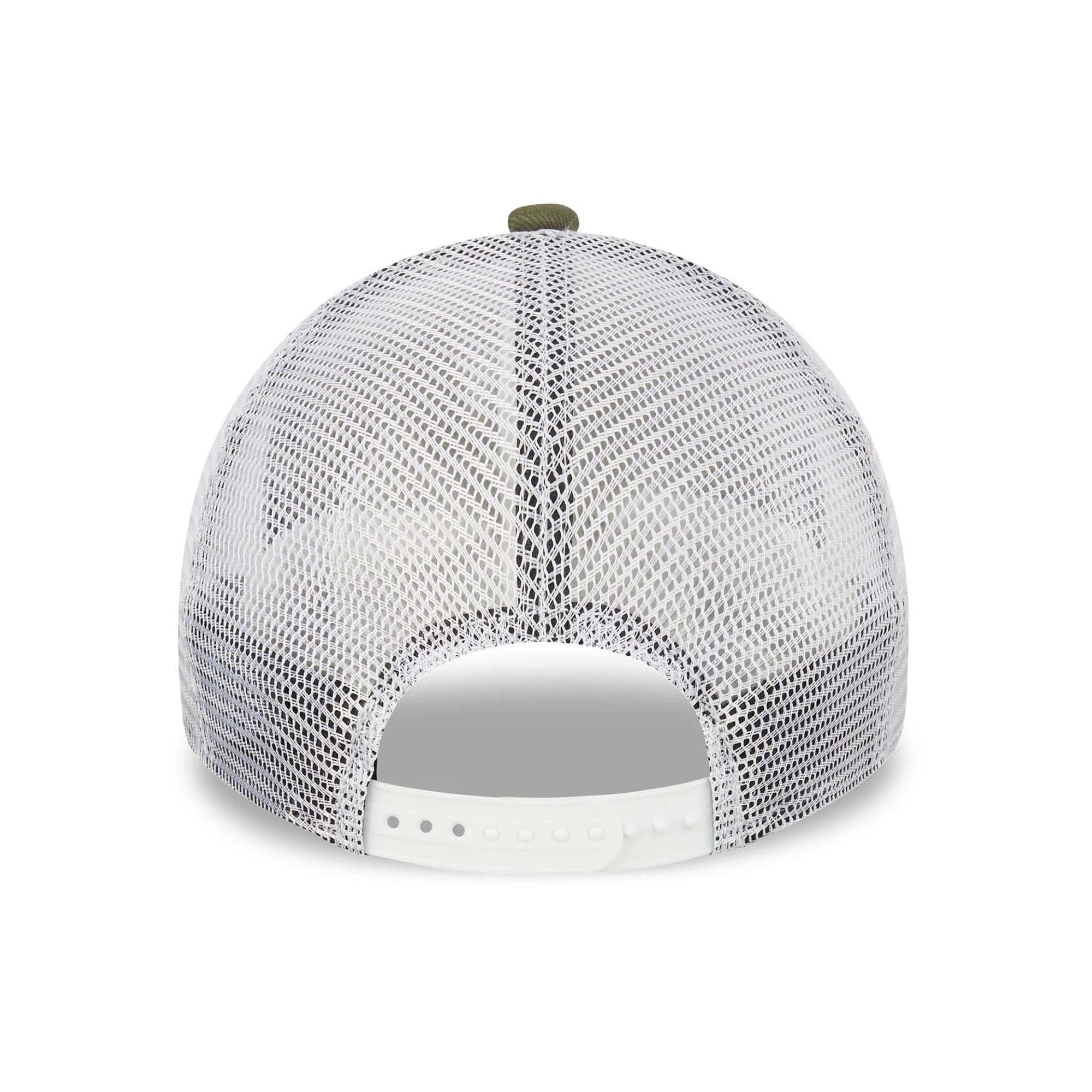 LEAGUE_ESSENL_940_AF_TRCKR_NEYYAN_12523894_NOVWHI_Image_3