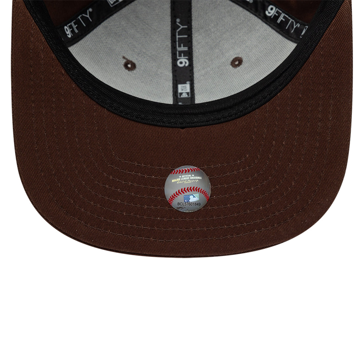 LEAGUE_ESS_9FIFTY_OF_NEYYAN_CHSWHI_60960281_CHSSTN_Image_4