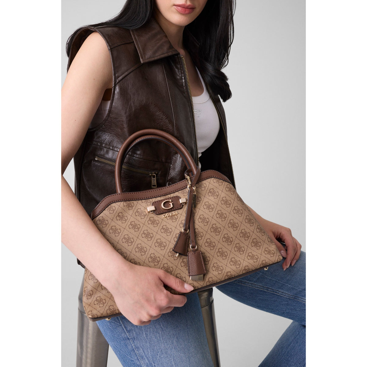 LINDSEY_GIRLFRIEND_SATCHEL_HWSG9749060_LTL_Image_6