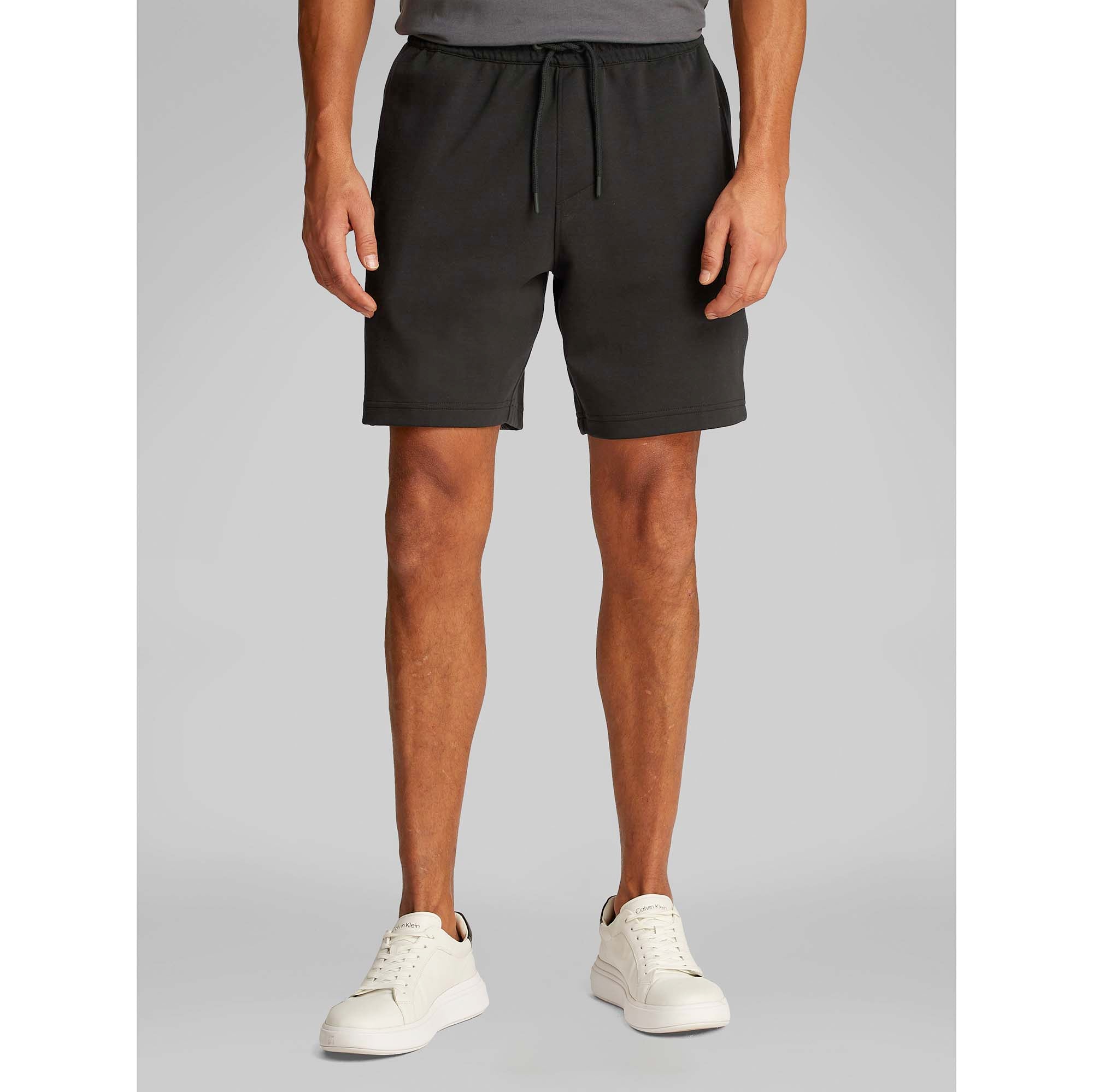 LOGO_TAPE_SHORT_J30J327246_BEH_Image_2