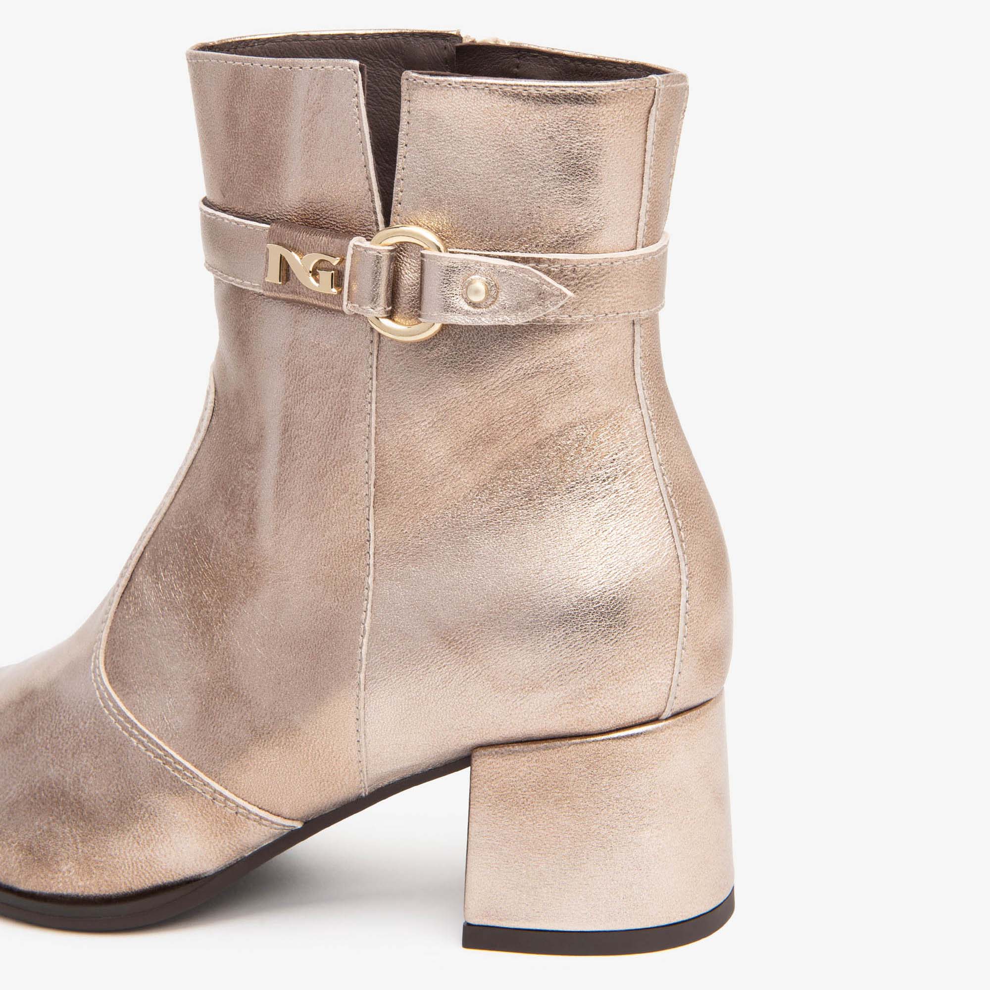 LUNARE_TPU_COSENZA_NERO_I514331D_406_Image_3