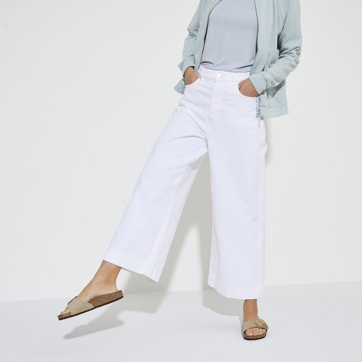 MADRID_BIG_BUCKLE_NUBUCK_LEATHER_1024009_SANDCAST_Image_7