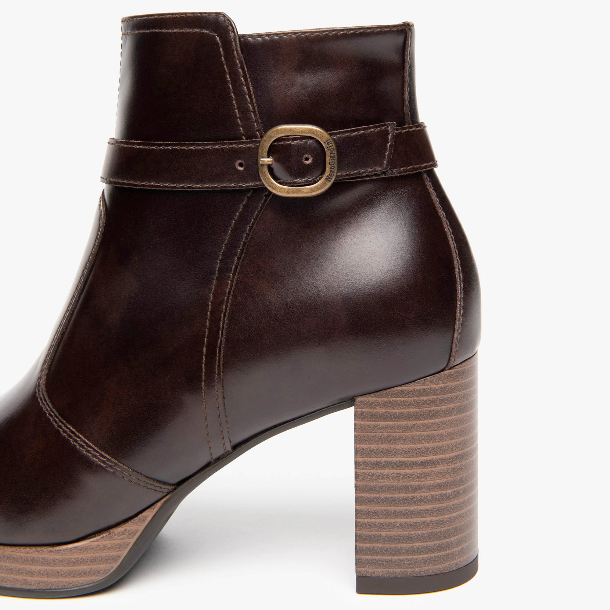 MANOLETE_TPU_ASOLA_T_I513821D_300_Image_3